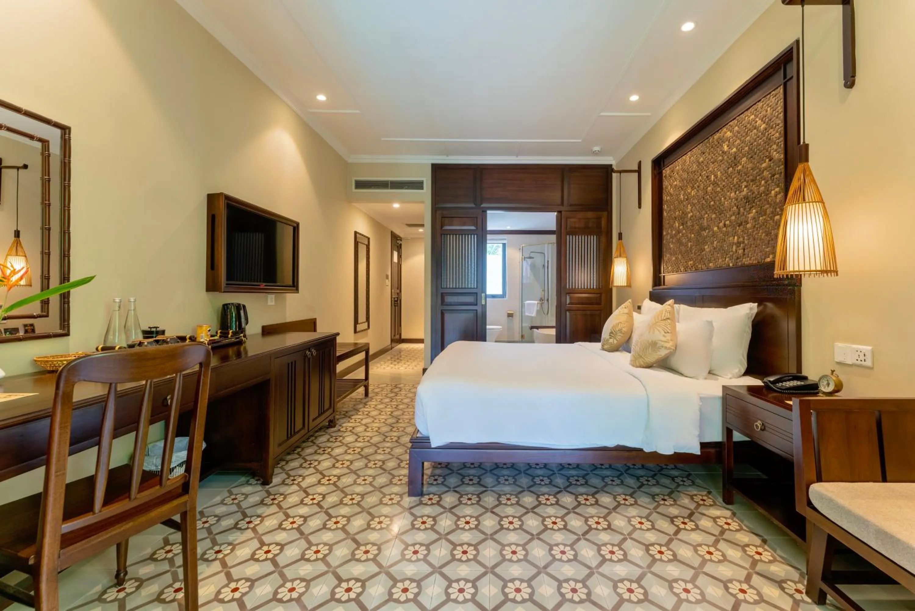 Bed in Ahoy Hoi An Boutique Resort & Spa