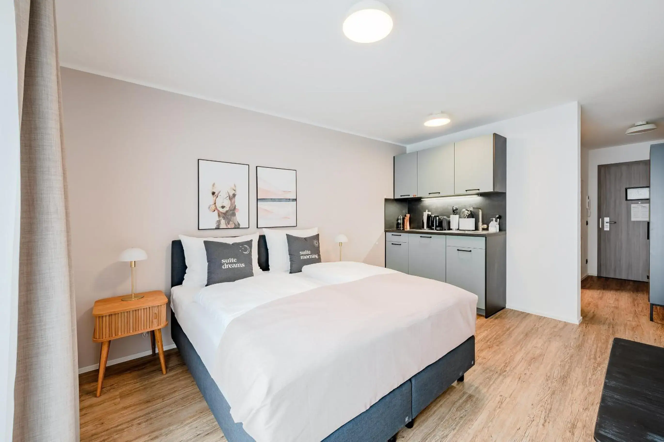 Economy Suite in Limehome Metzingen Wilhelmstr Economy Suite in Limehome Metzingen Wilhelmstr