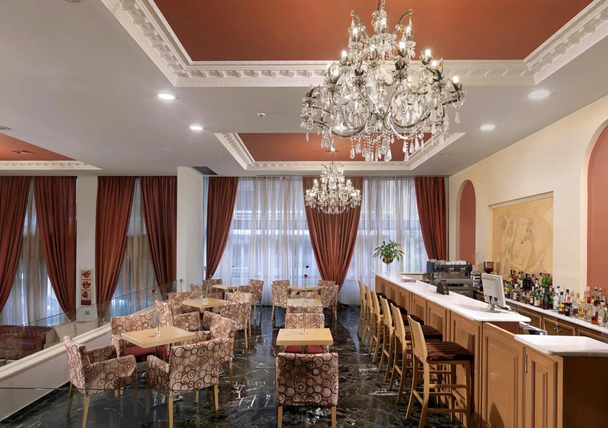 Restaurant/places to eat in Airotel Parthenon Restaurant/places to eat in Airotel Parthenon