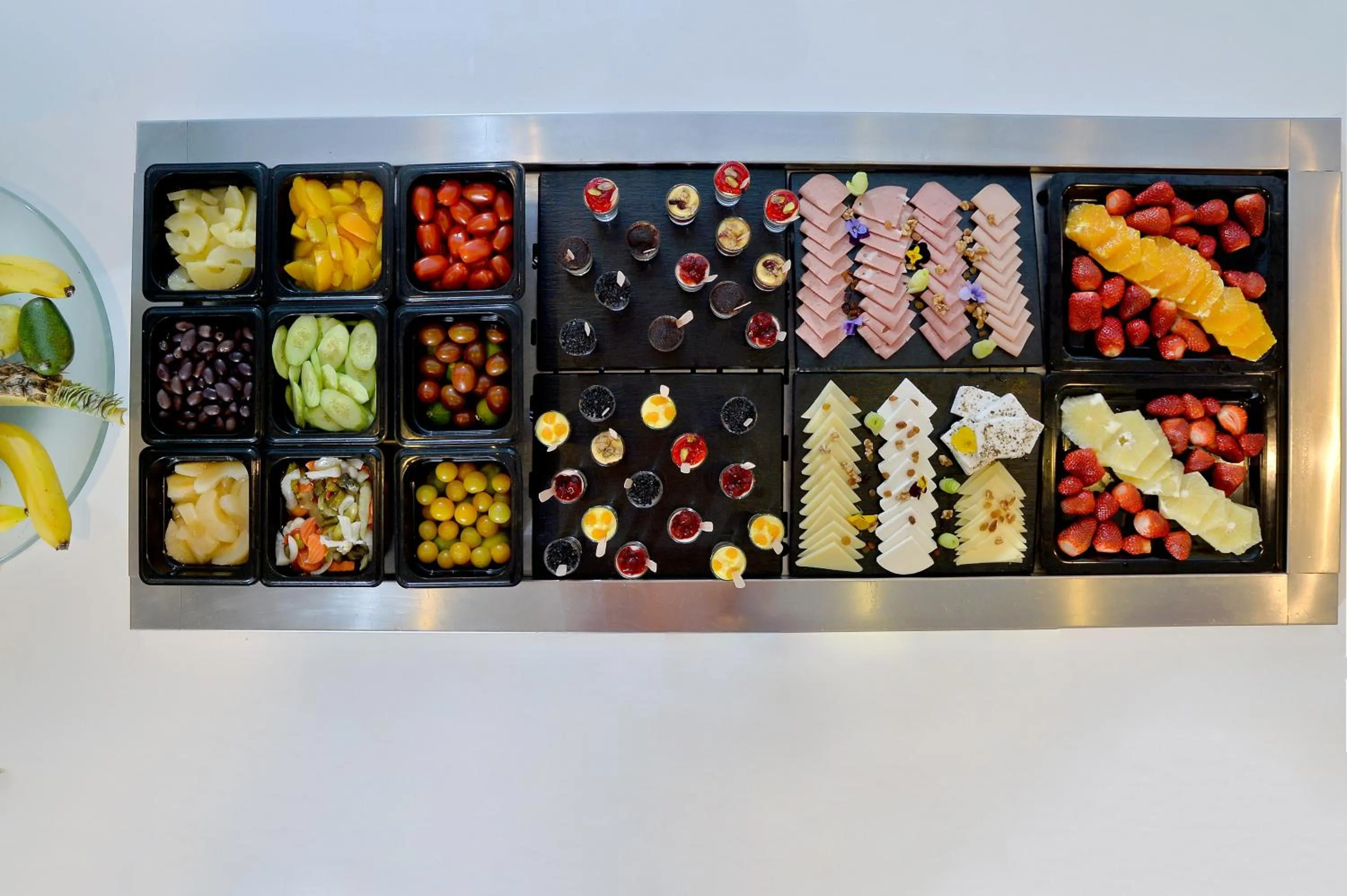 Buffet breakfast in Airotel Parthenon