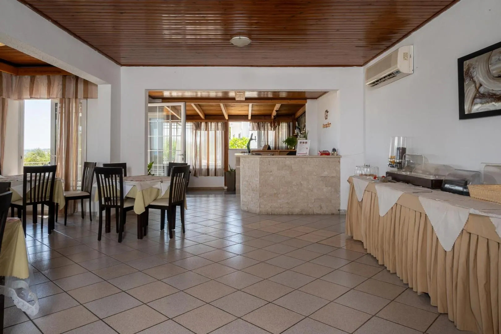 Restaurant/places to eat in Gardenia