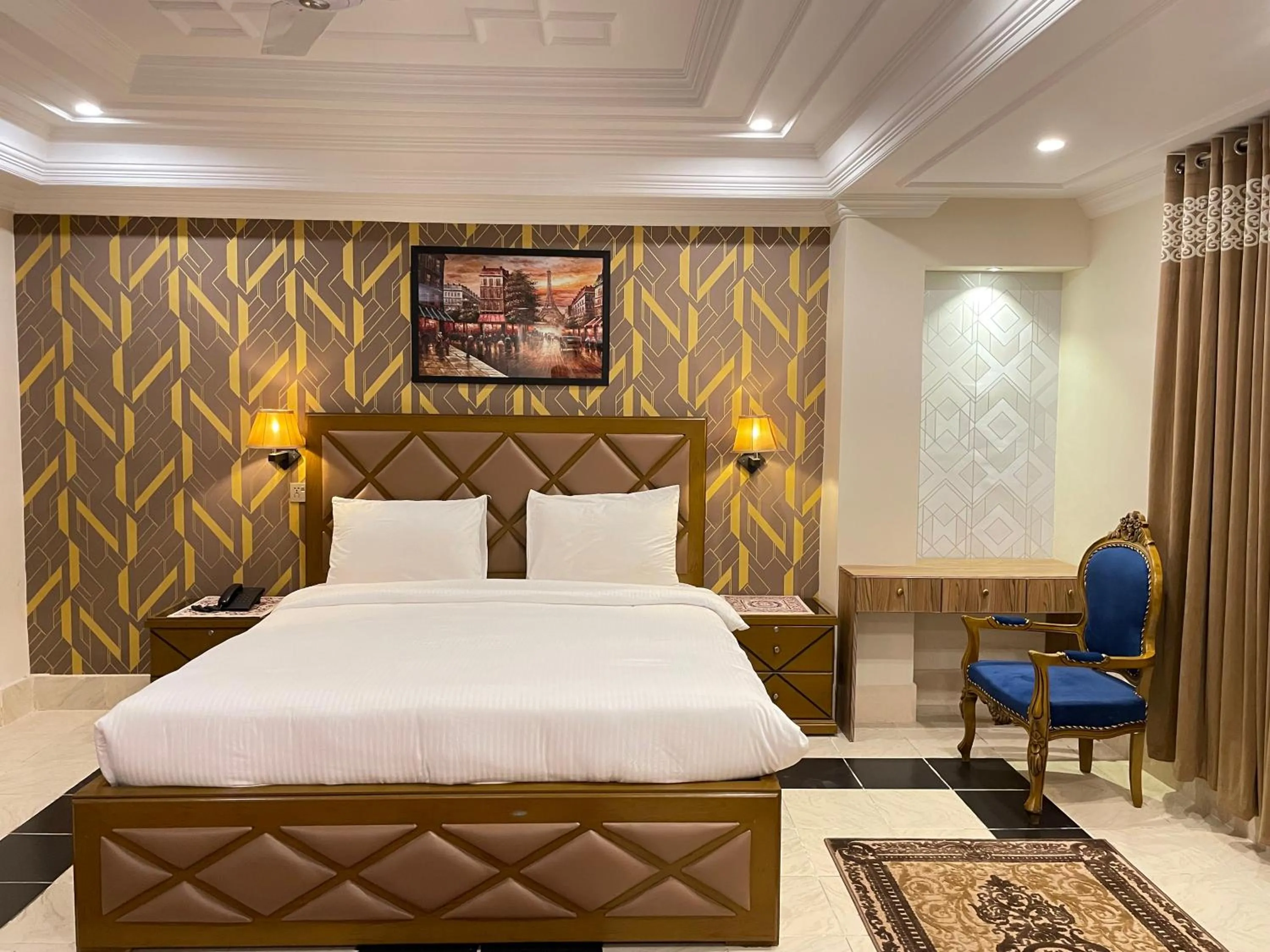 Luxury Triple Room in Arya Hotel Islamabad