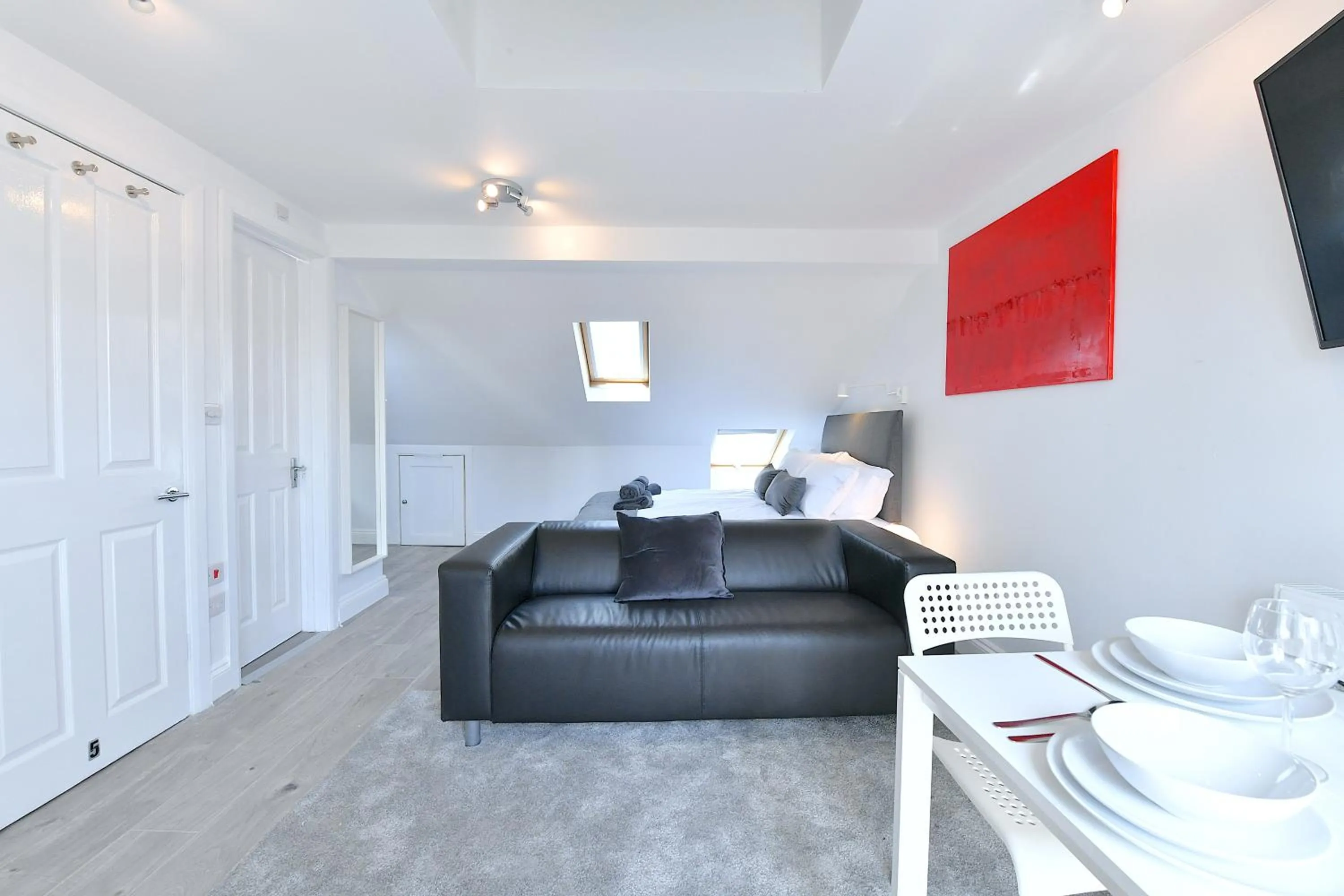 Photo of the whole room in Stylish Studios by Luxestays Fulham