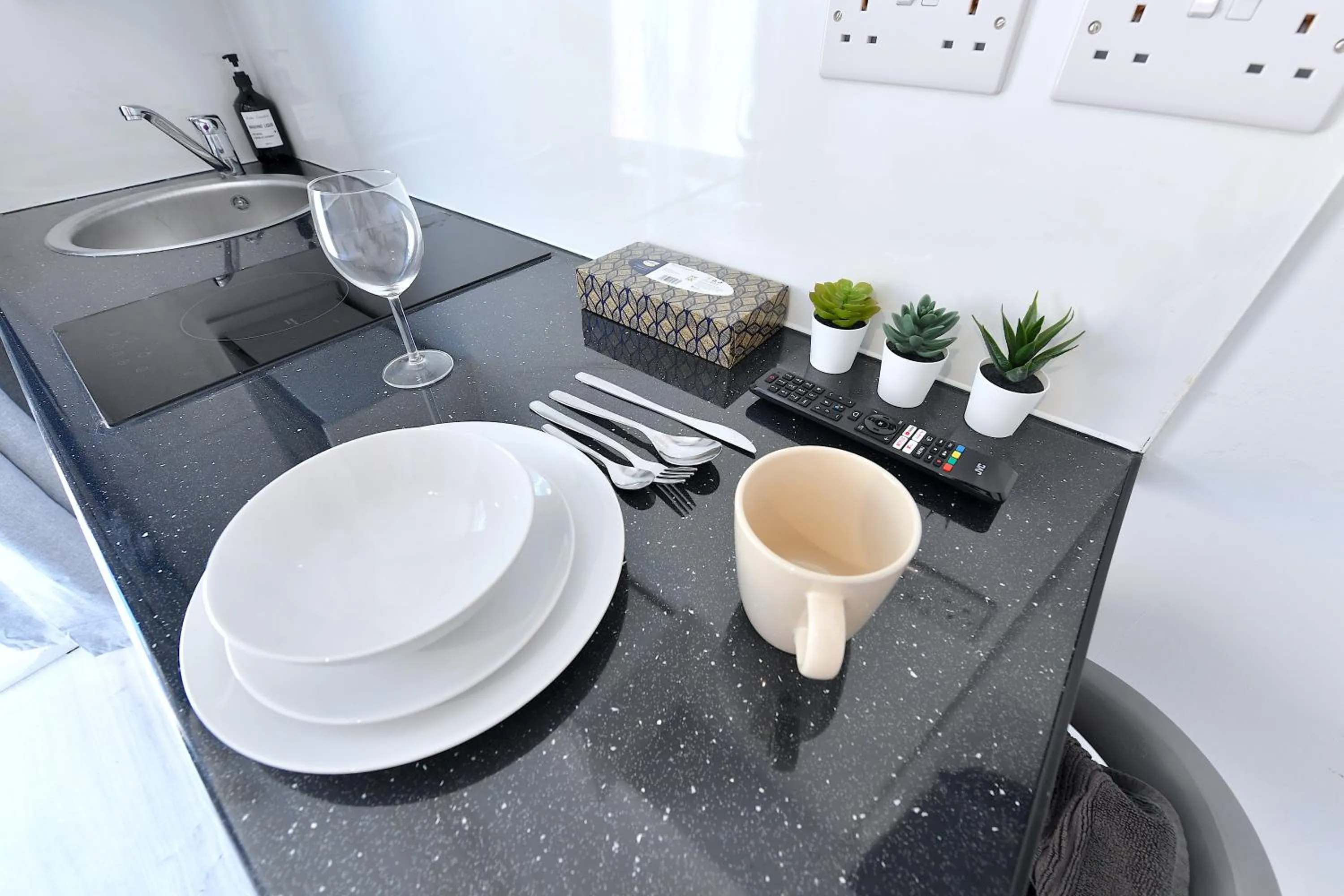 Stylish Studios by Luxestays Fulham