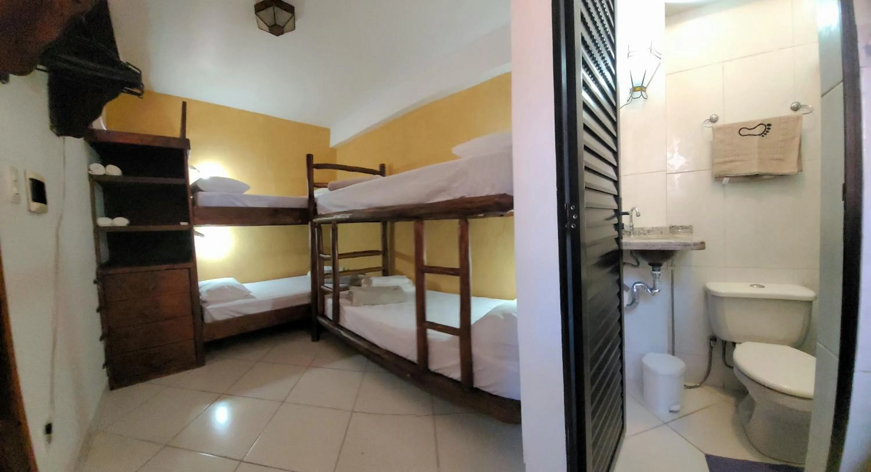 Bedroom, Bed in Santo Mirante Hostel
