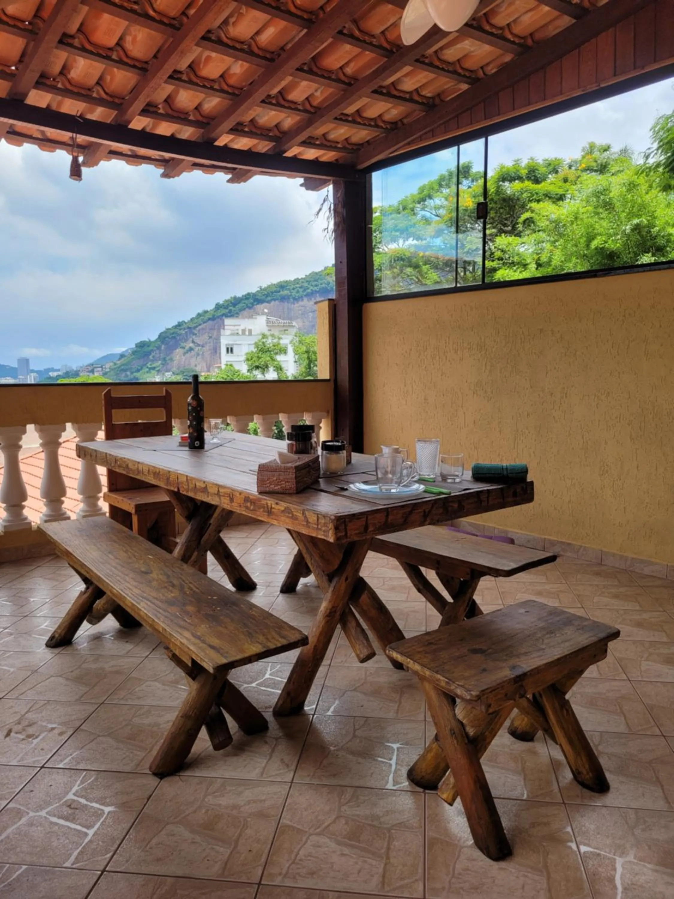 Kitchen or kitchenette in Santo Mirante Hostel