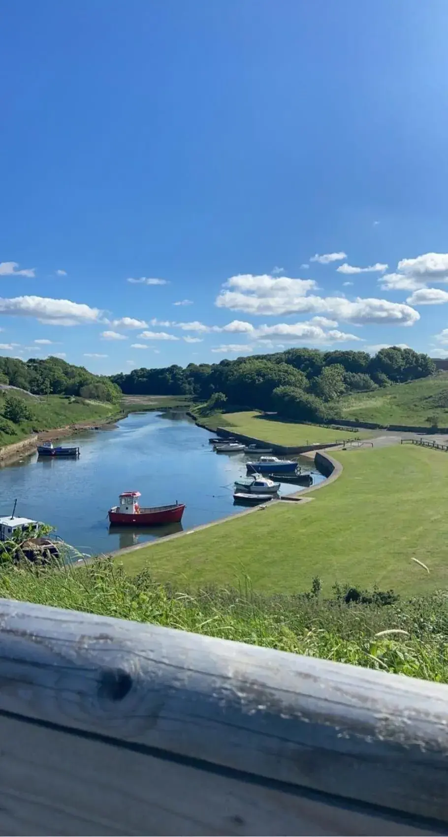 Neighbourhood in The Waterford Arms Neighbourhood in The Waterford Arms
