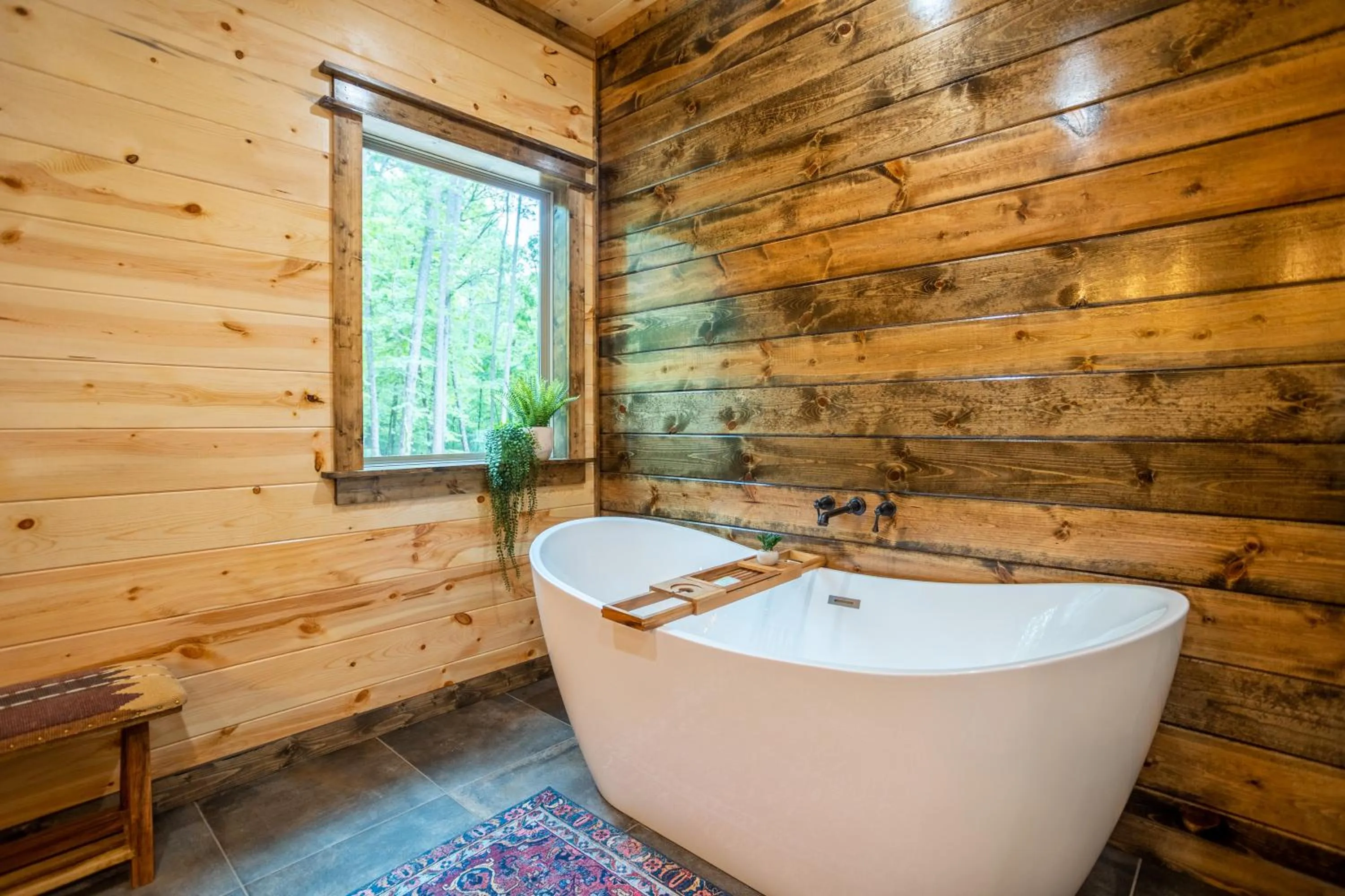 BRAND NEW! "The Roosevelt" Couples Cabin adjacent to National Forest