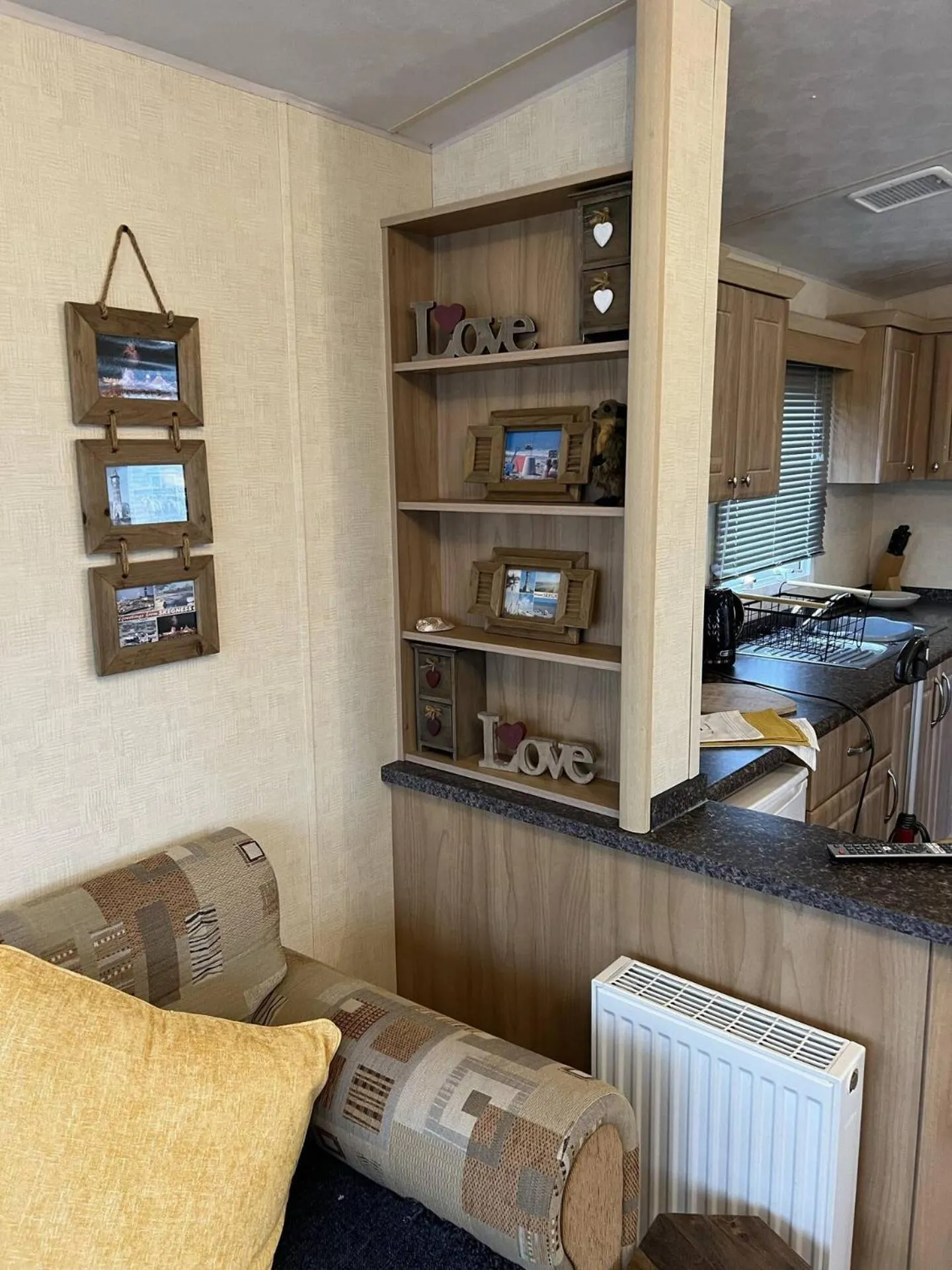 Living room, Bed in Summer Dreams Holiday Home Skegness