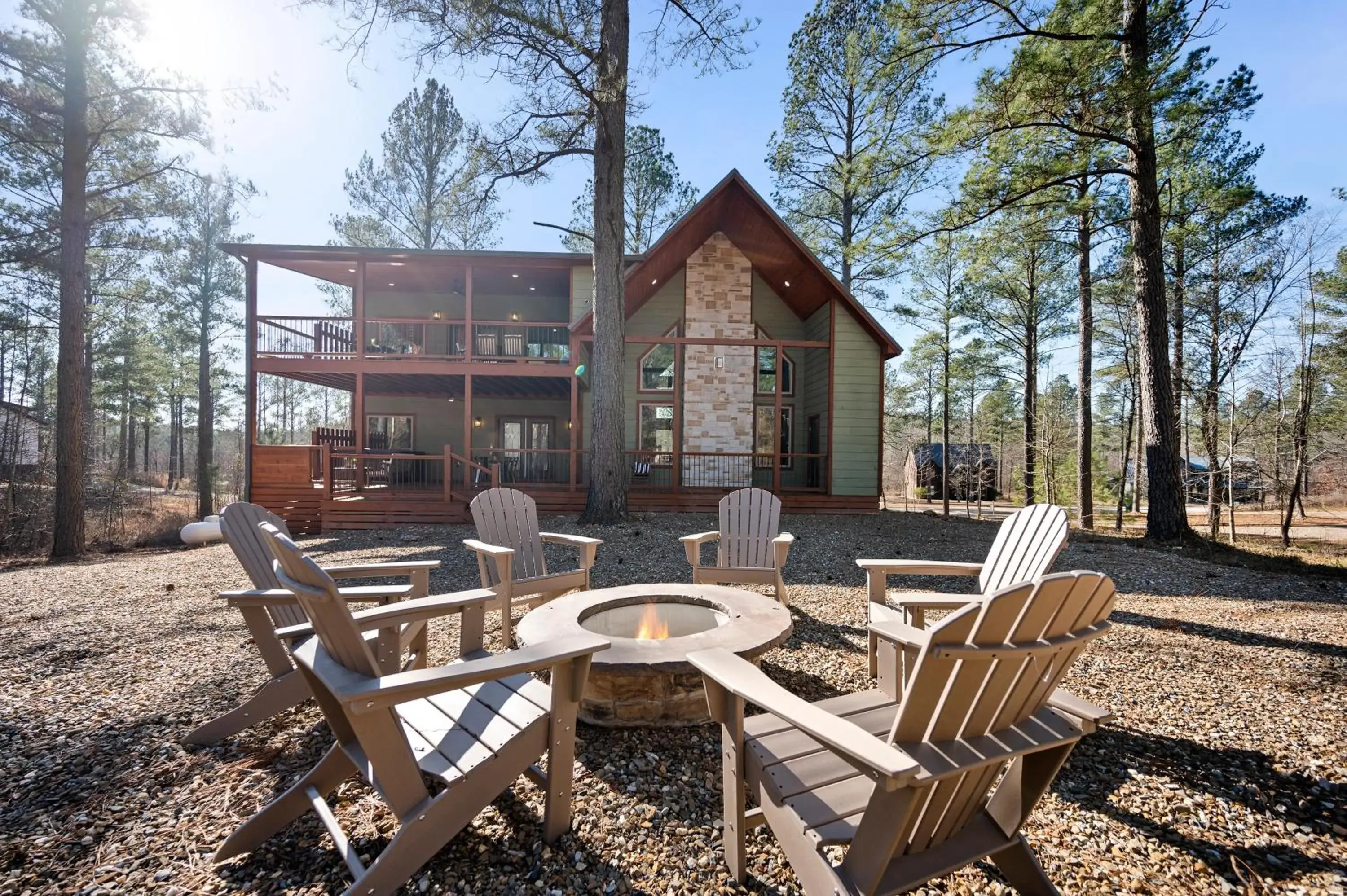 Brand New Sunrise Retreat 2 Bedroom Sleeps 8, 2 Decks, Hot Tub, Firepit Brand New Sunrise Retreat 2 Bedroom Sleeps 8, 2 Decks, Hot Tub, Firepit