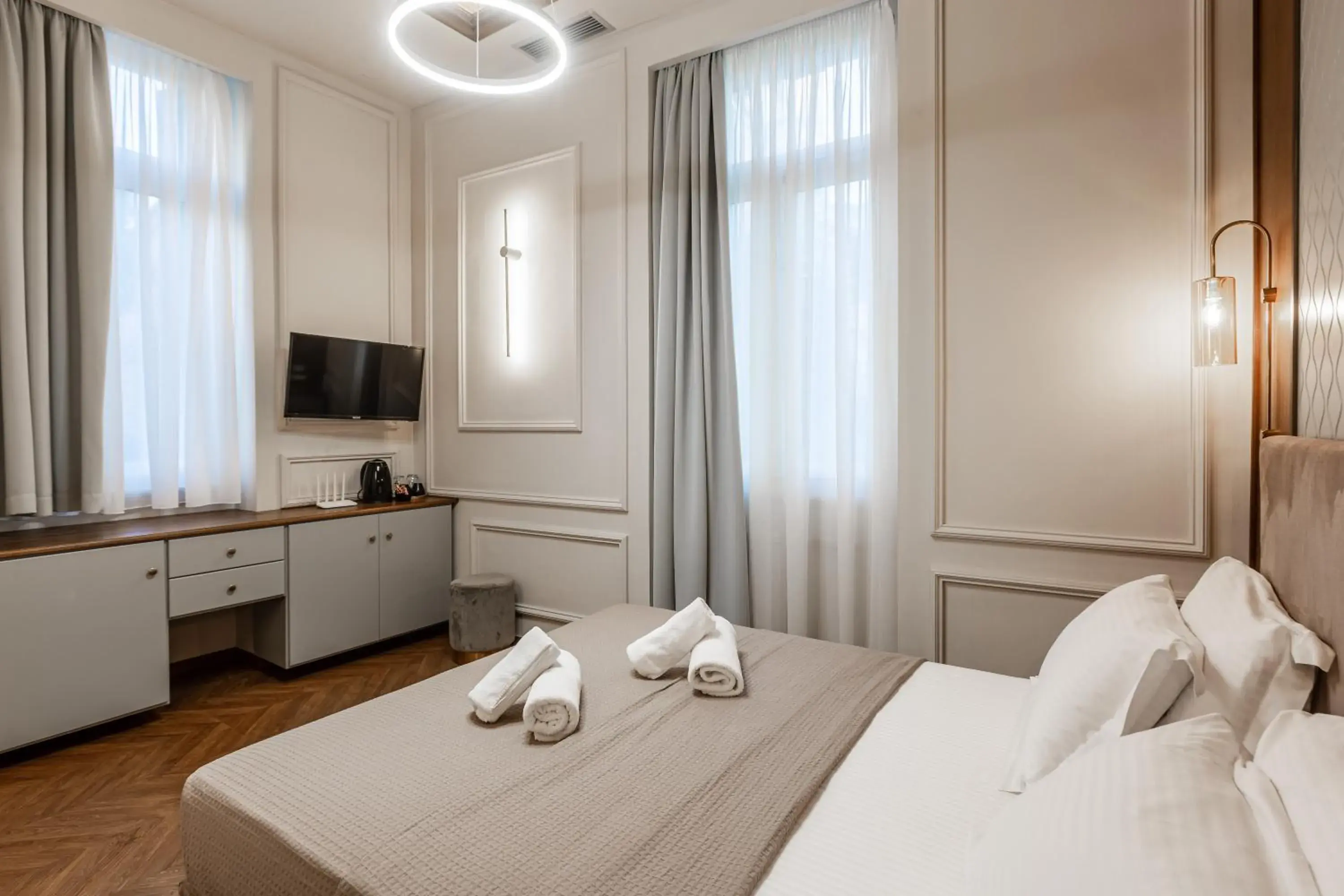 Deluxe Double Room in King Othon Boutique Hotel Deluxe Double Room in King Othon Boutique Hotel