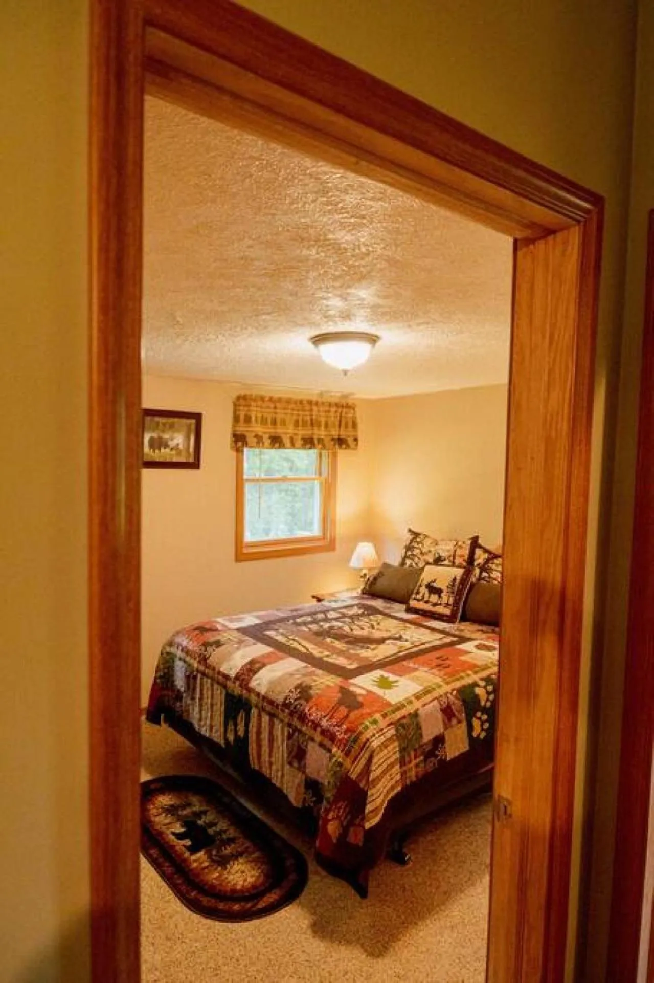Bed in Cozy Cottage near Cook Forest Park, ANF