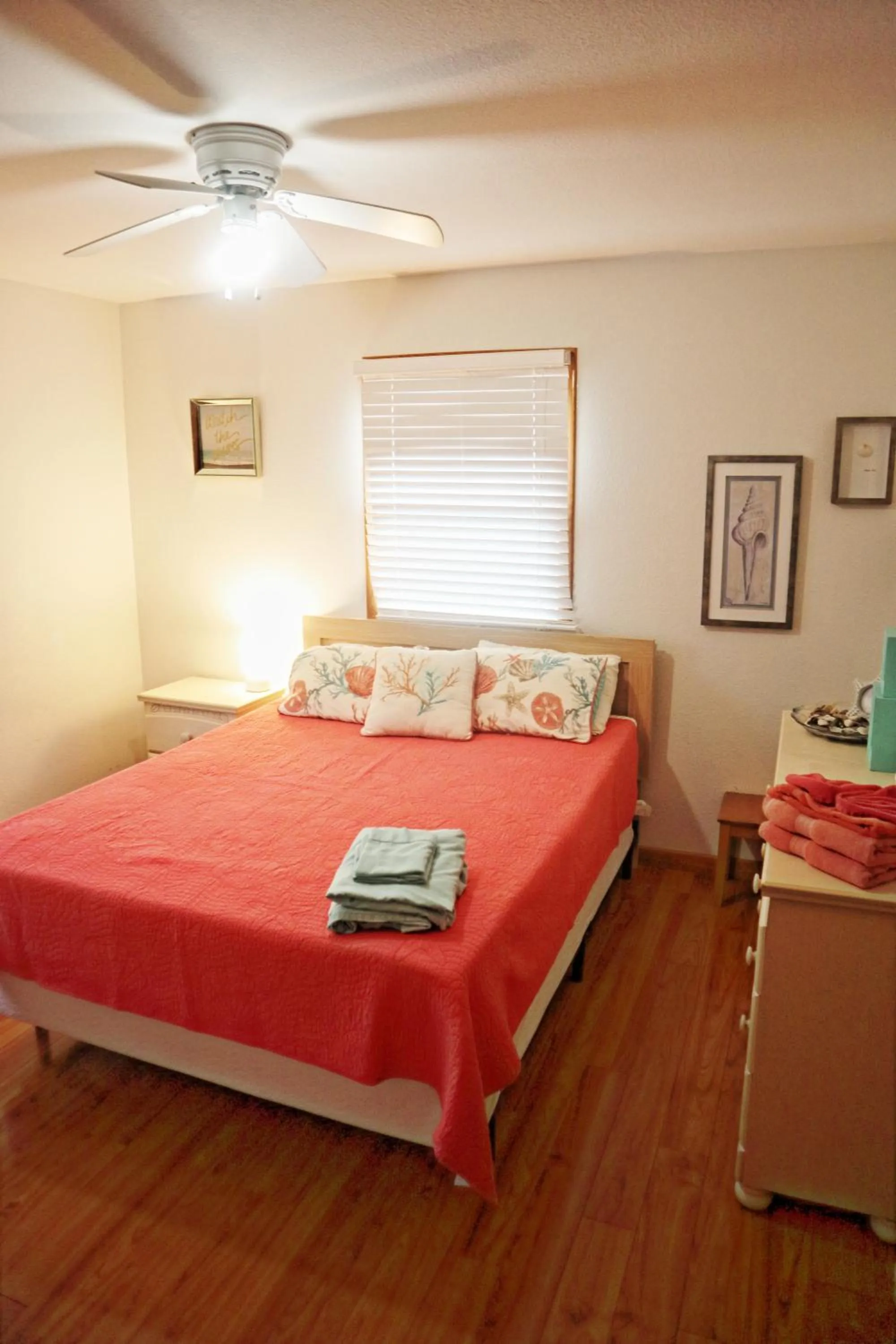 Bed in Lake Front Modern Beach House-Hatteras Island