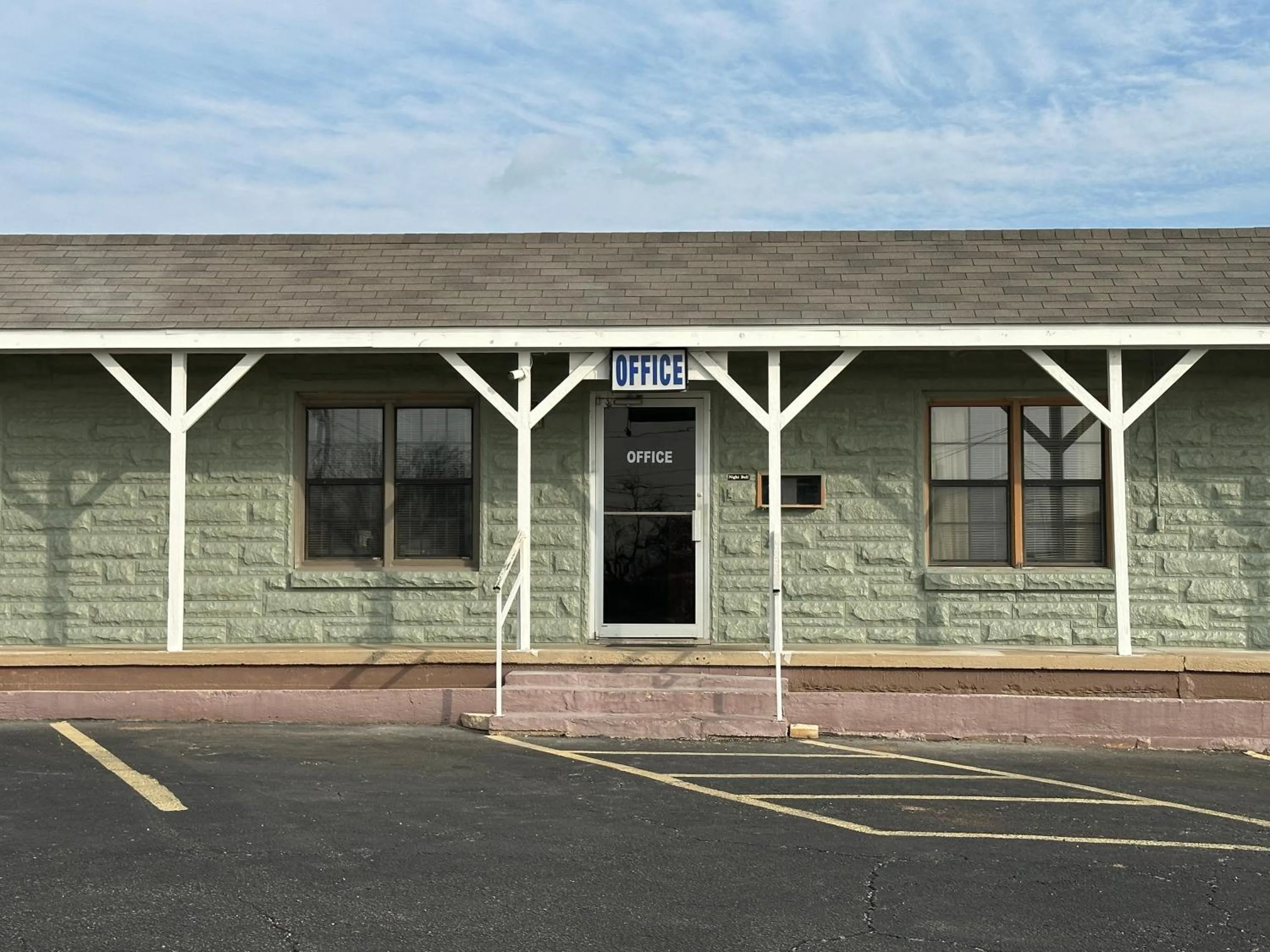 Property building in Llano Motel