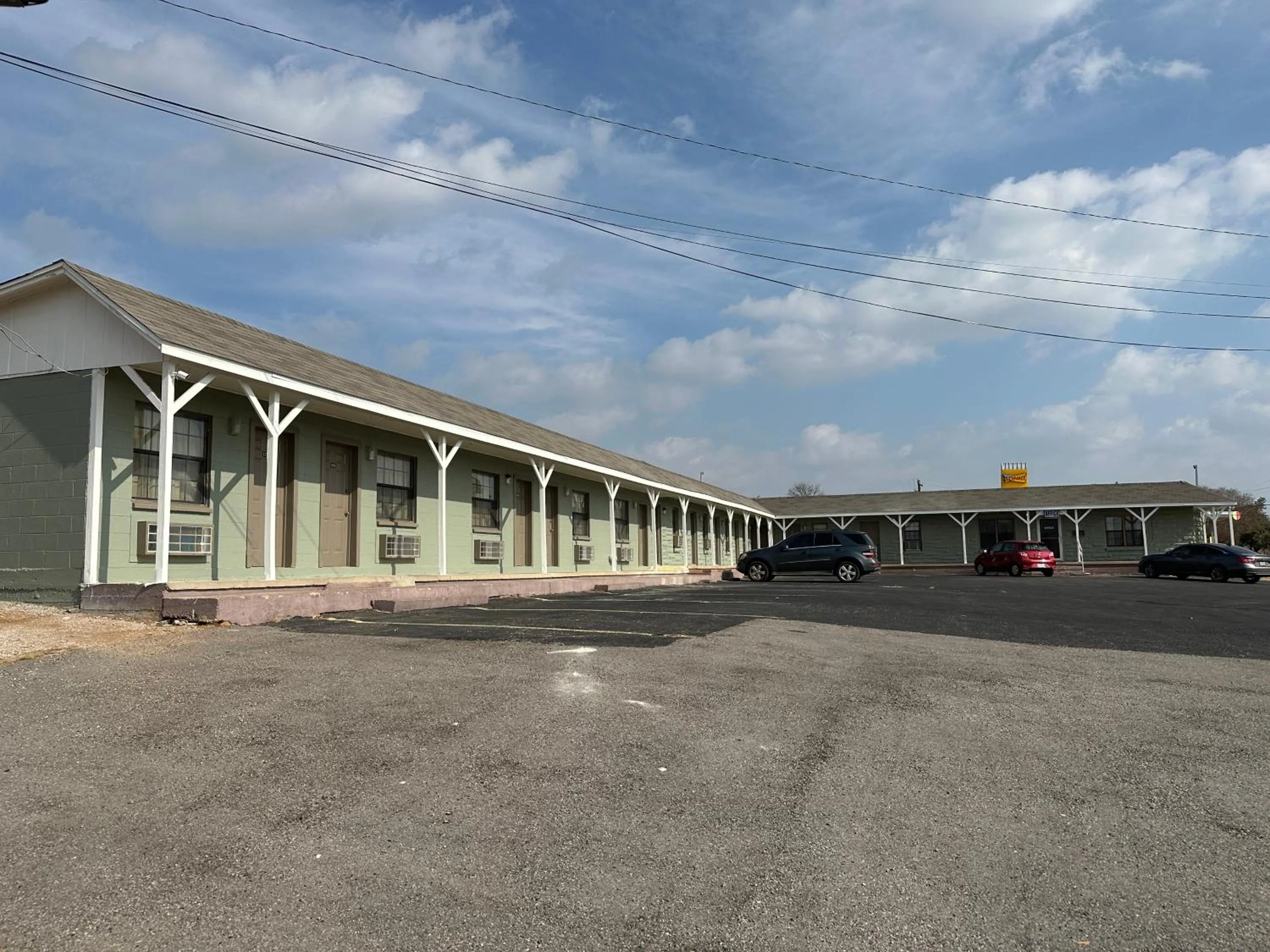 Property building in Llano Motel