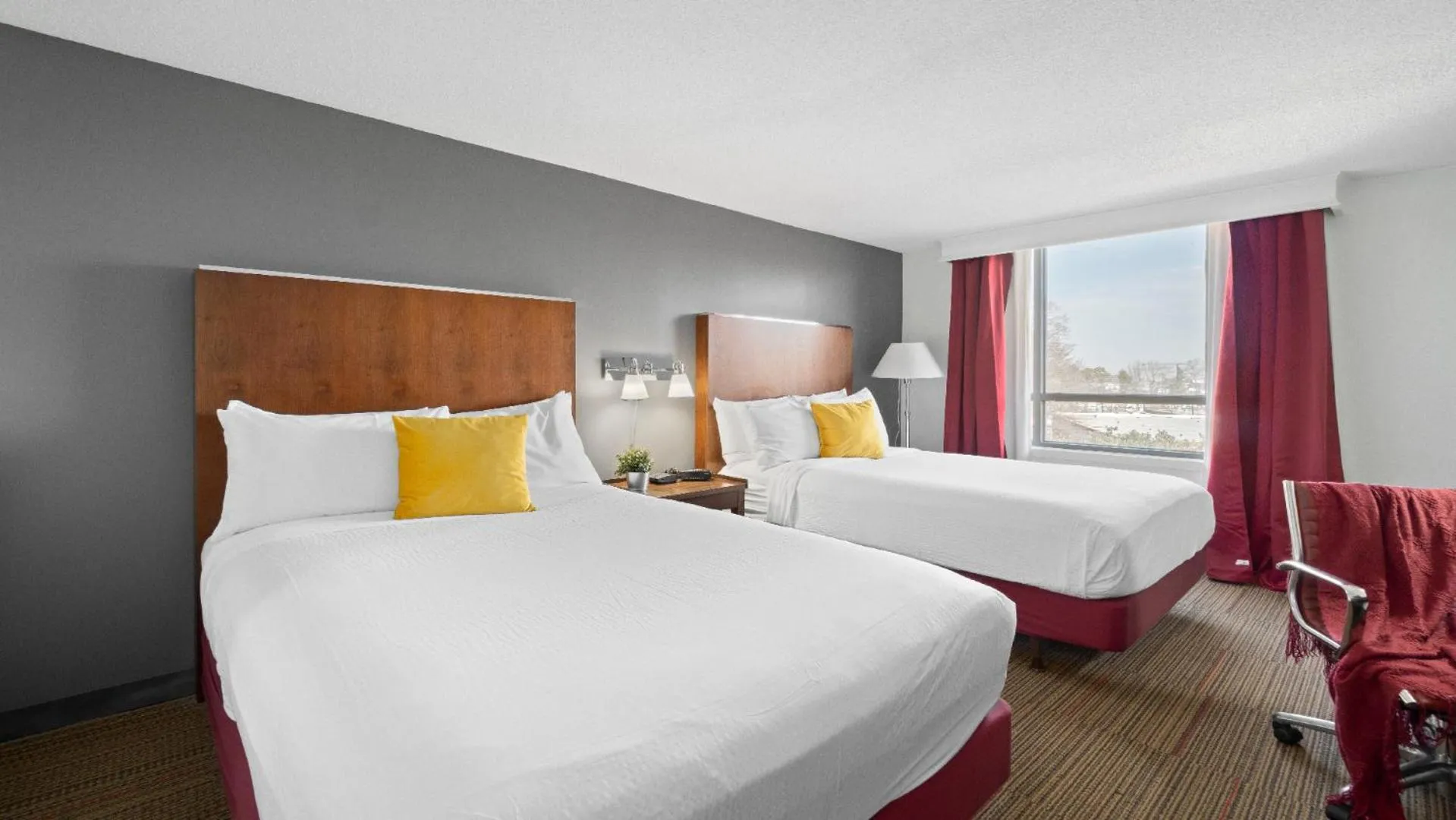 Bed in 315 LoSo Hotel Airport