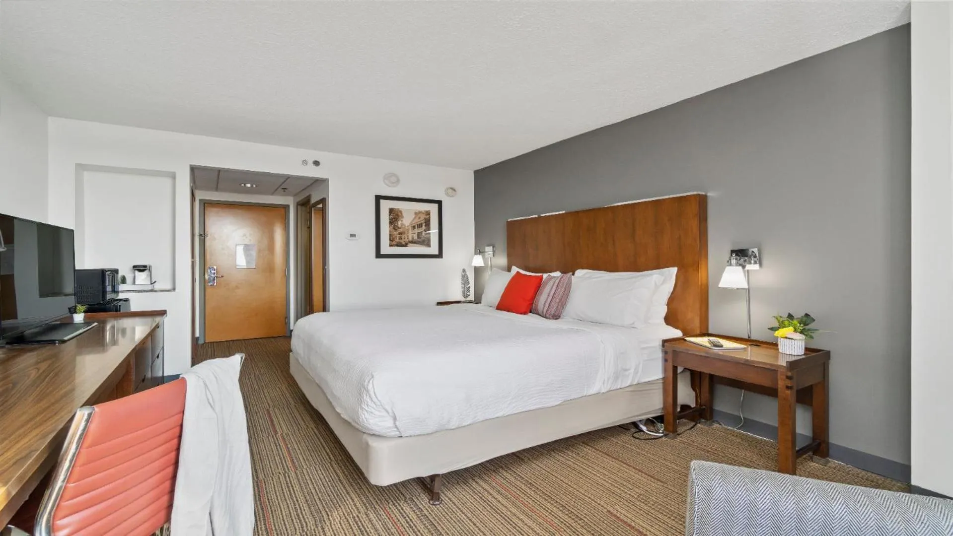 Bed in 315 LoSo Hotel Airport