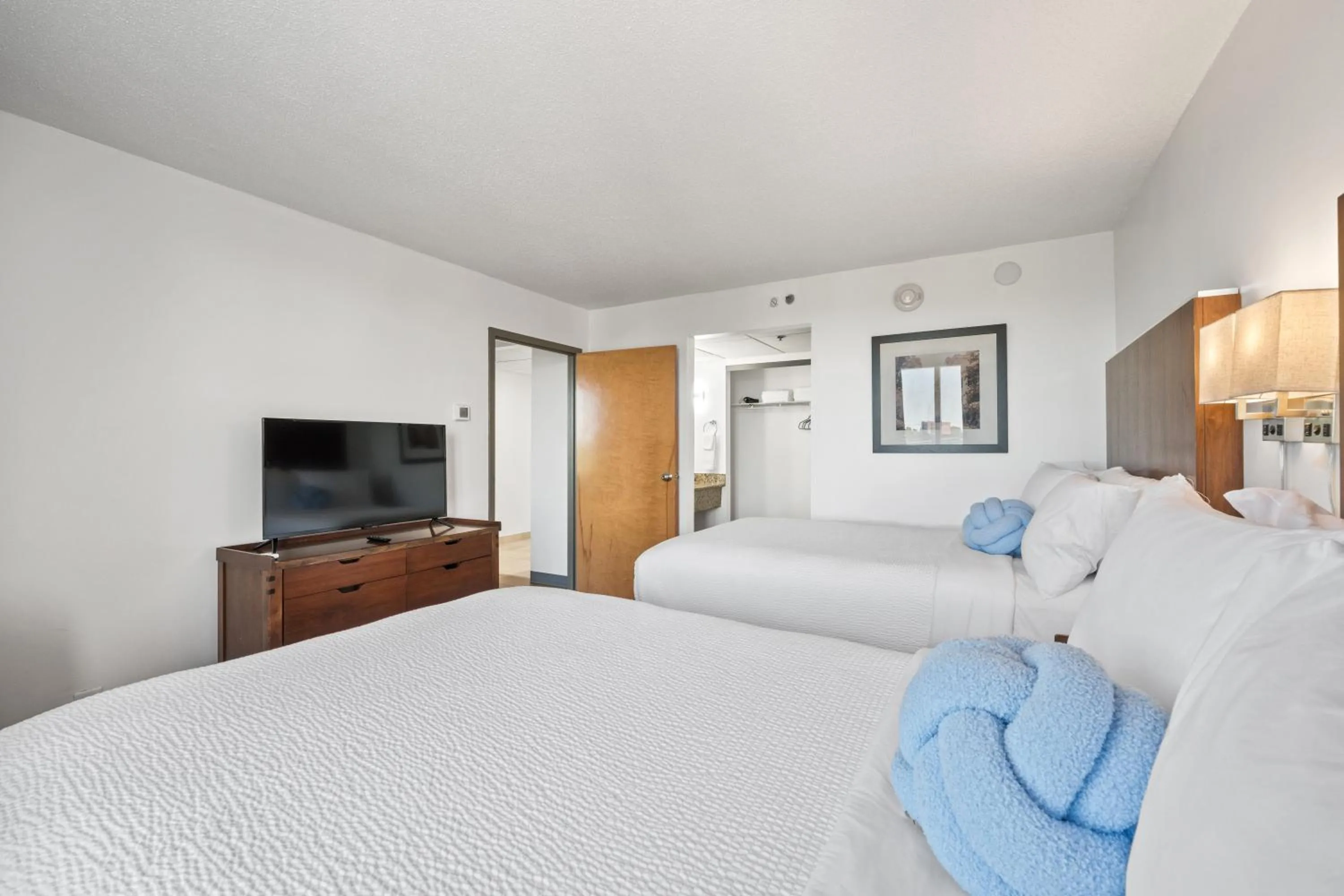 Bed in 315 LoSo Hotel Airport