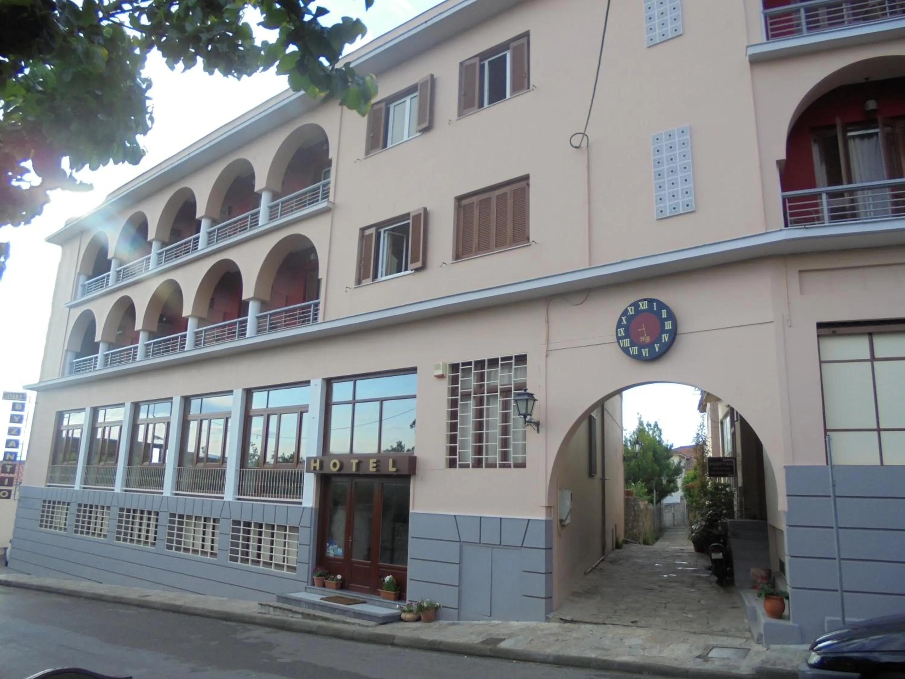 Facade/entrance in Byzantion Hotel