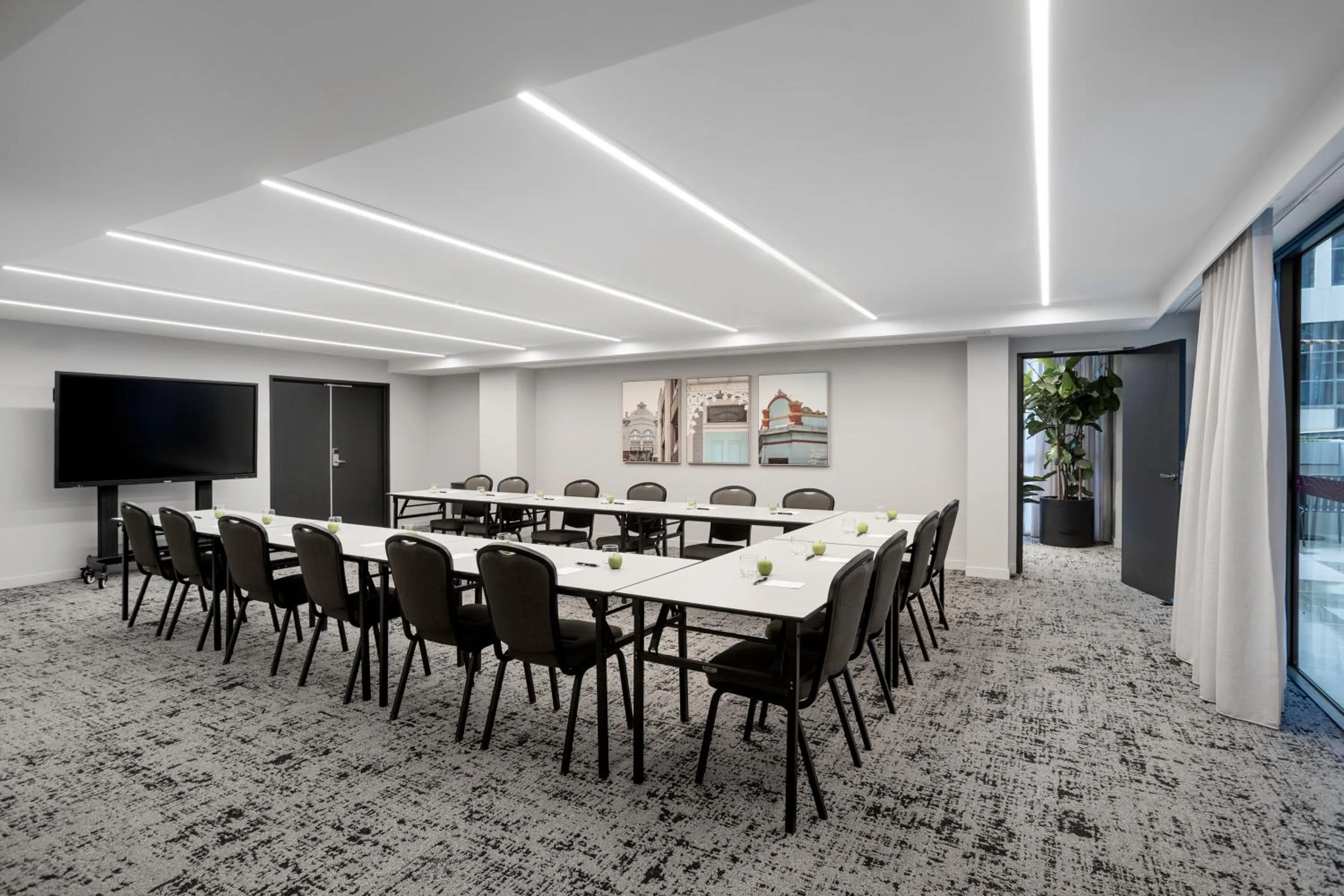 Coffee/tea facilities in Quest Collingwood