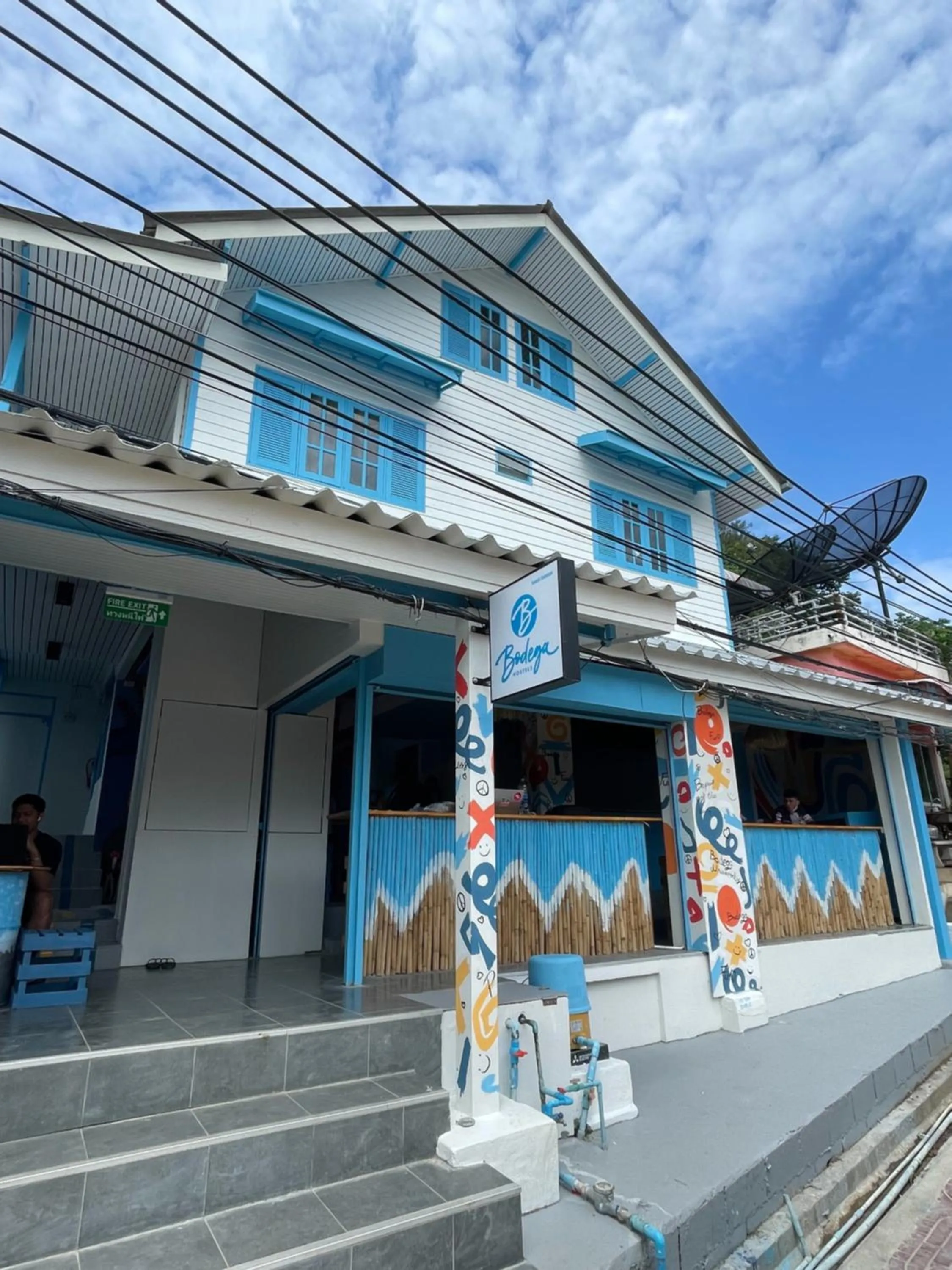 Property building in Bodega Koh Phi Phi