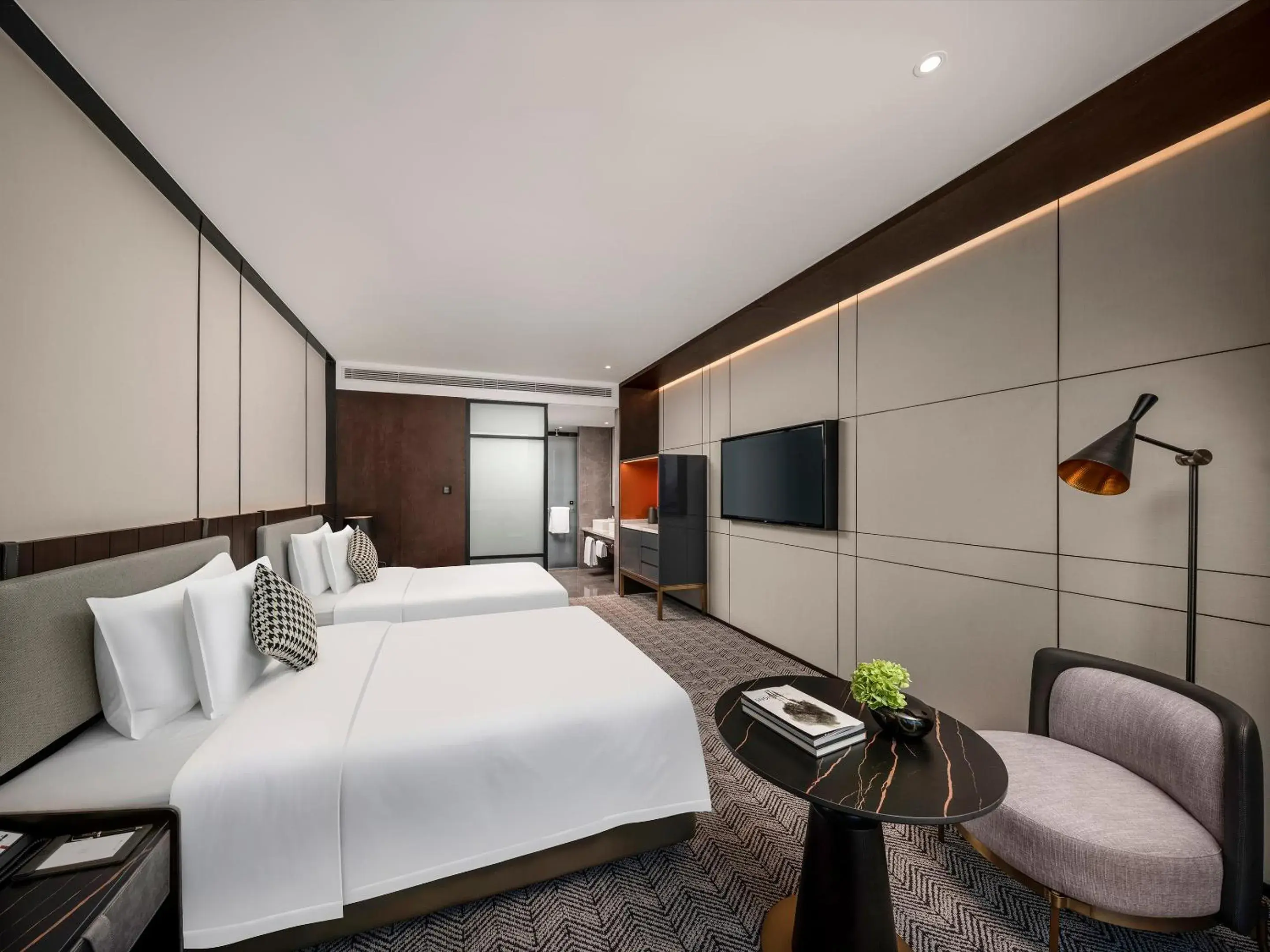 Superior City-view Twin Bed Room in Grand New Century Hotel, Wenzhou, A Tribute Portfolio Hotel Superior City-view Twin Bed Room in Grand New Century Hotel, Wenzhou, A Tribute Portfolio Hotel