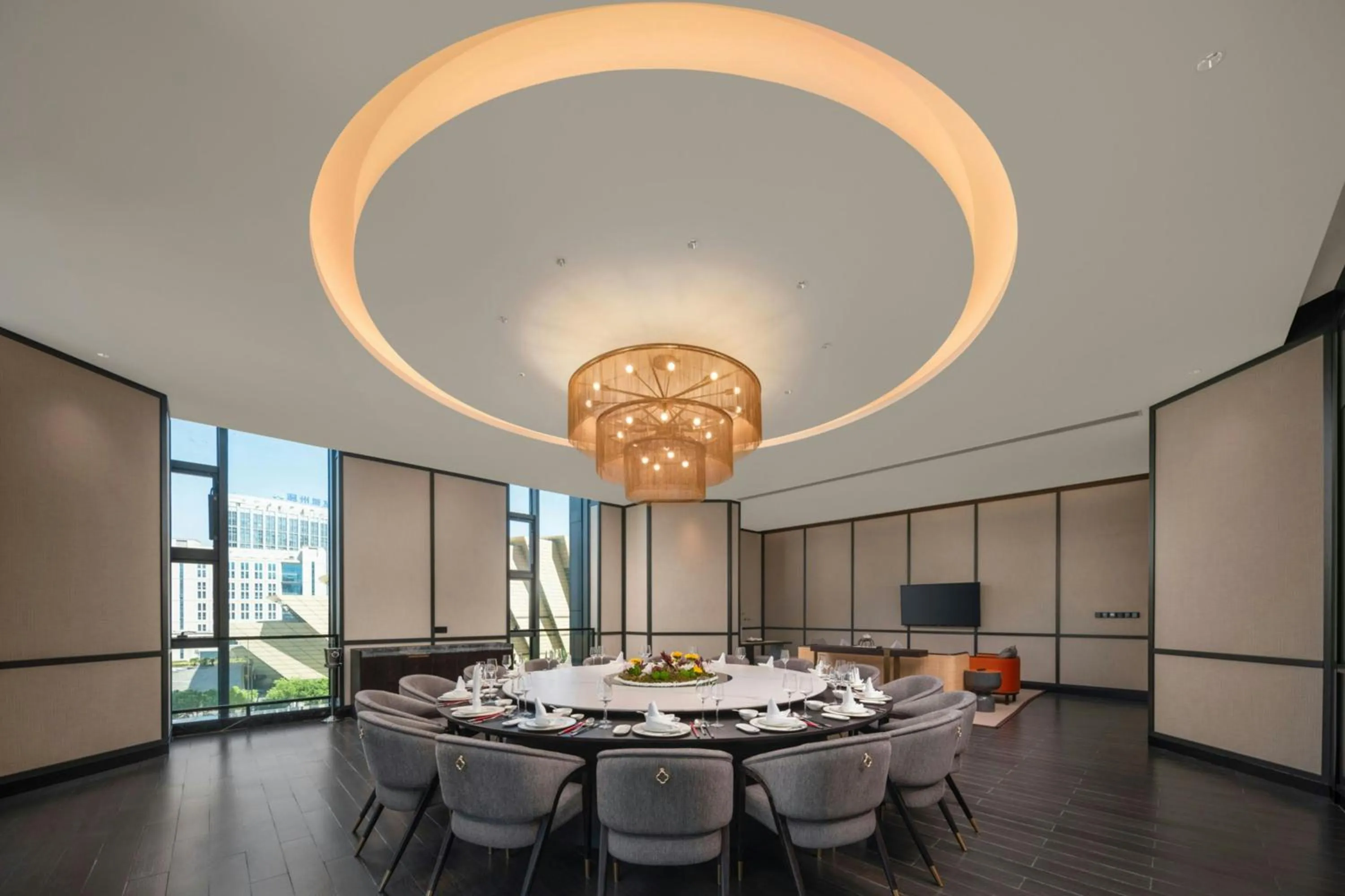 Restaurant/places to eat in Grand New Century Hotel, Wenzhou, A Tribute Portfolio Hotel