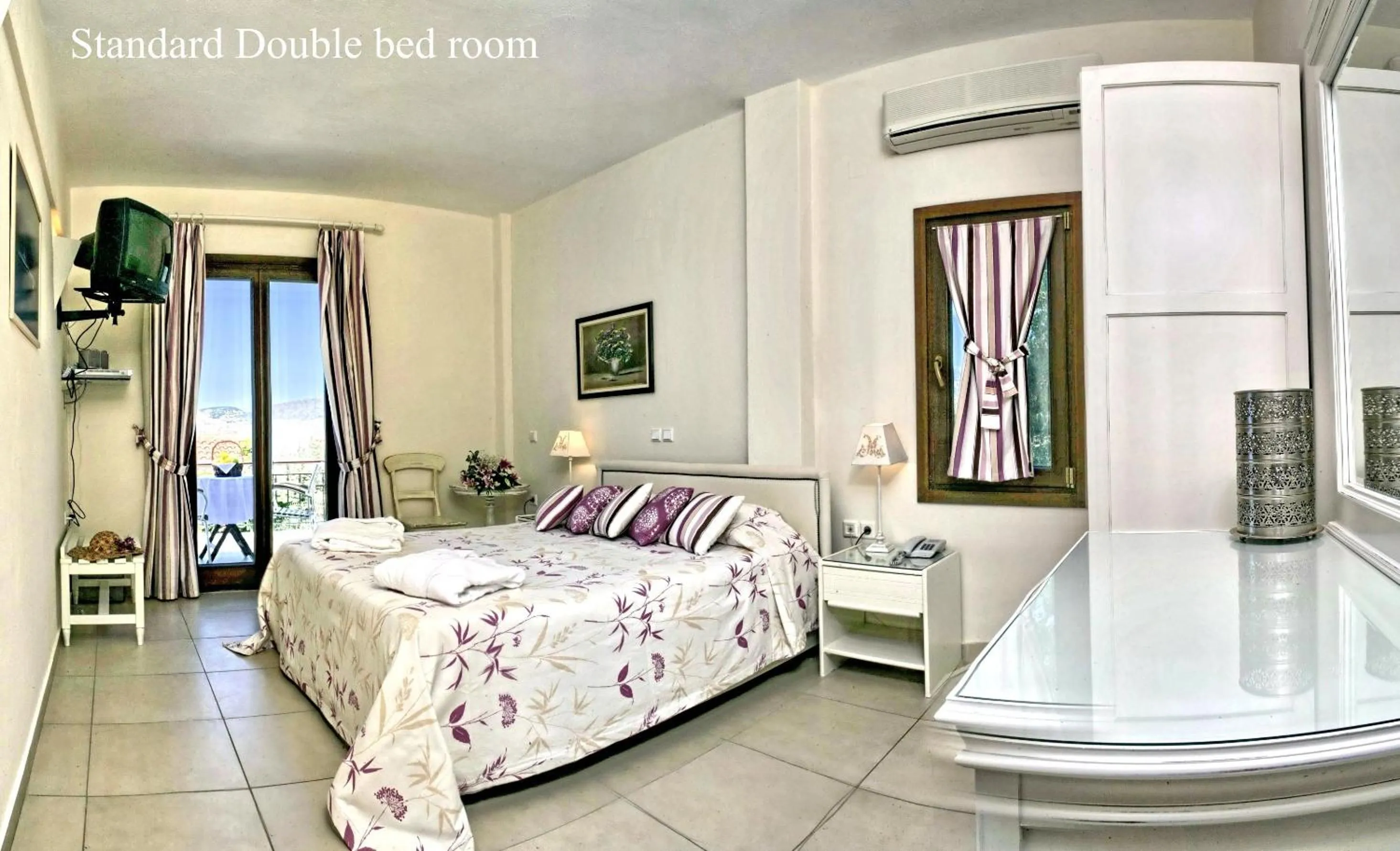 Photo of the whole room, Bed in Clara Resort