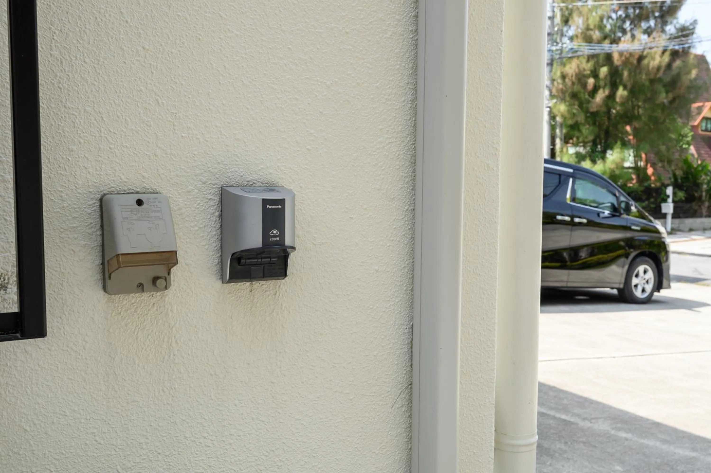 Property building in Orange Line