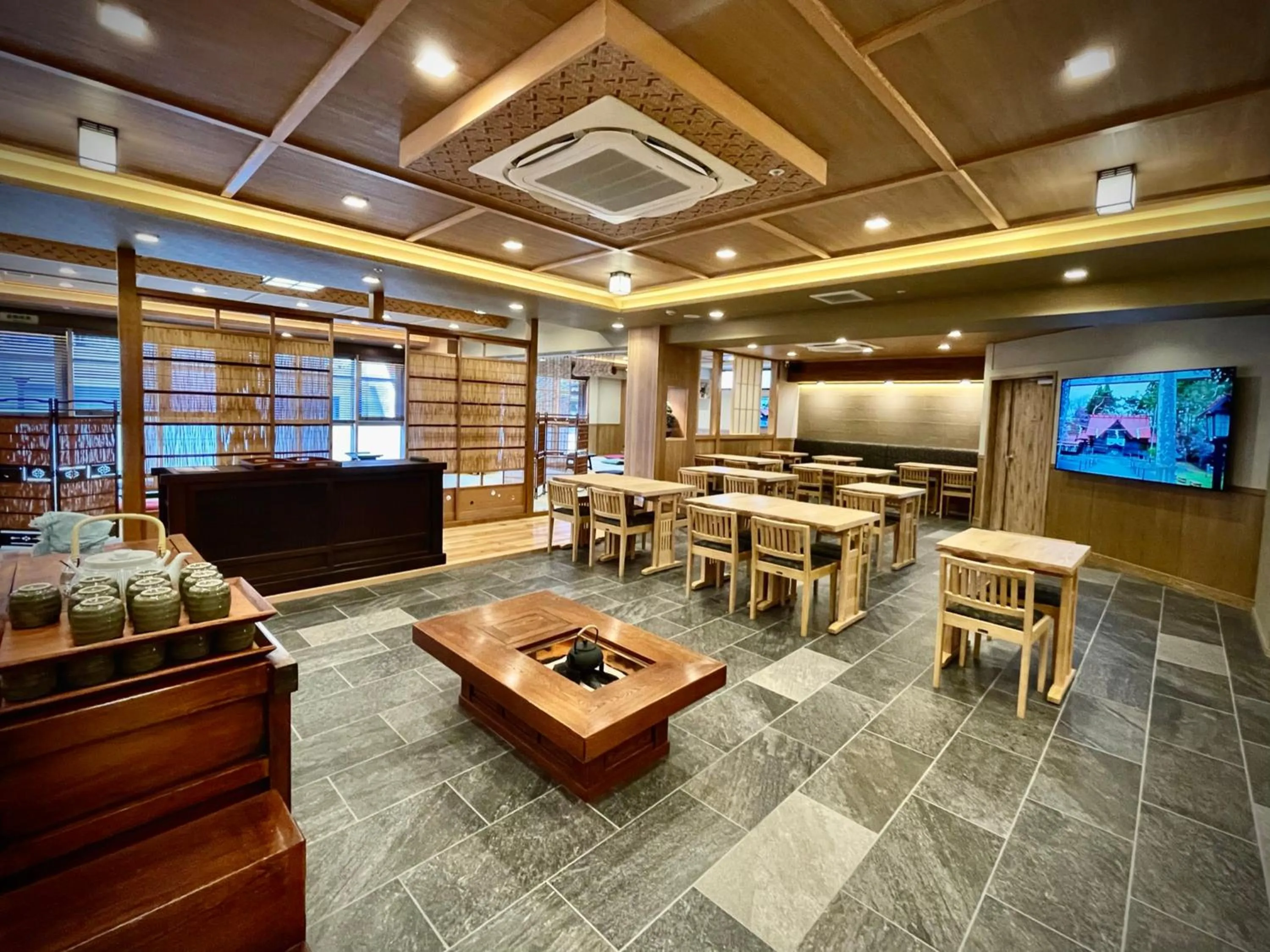 Restaurant/places to eat in SPABLIC INN - Capsule Hatago Akasaka
