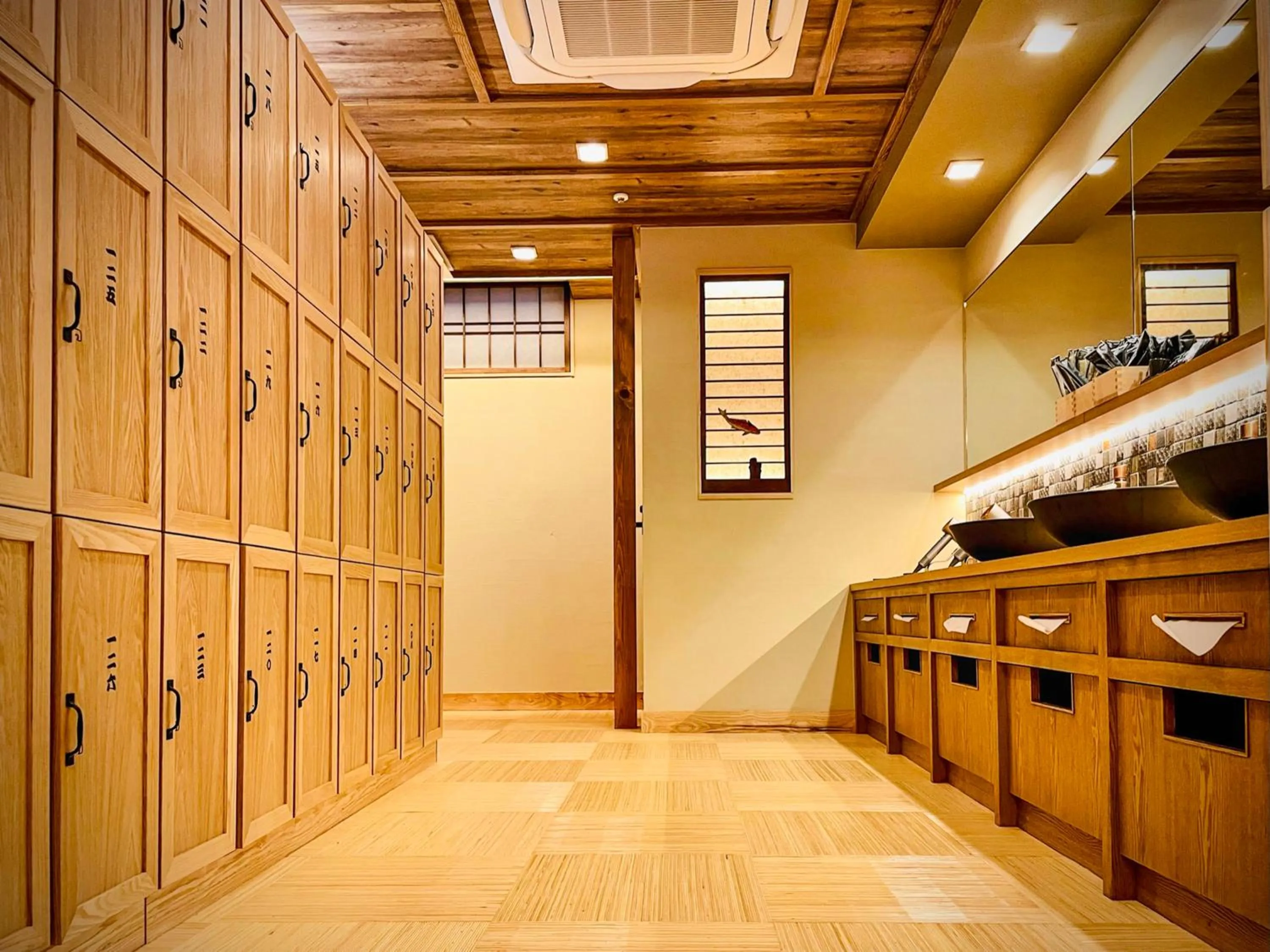Spa and wellness centre/facilities in SPABLIC INN - Capsule Hatago Akasaka