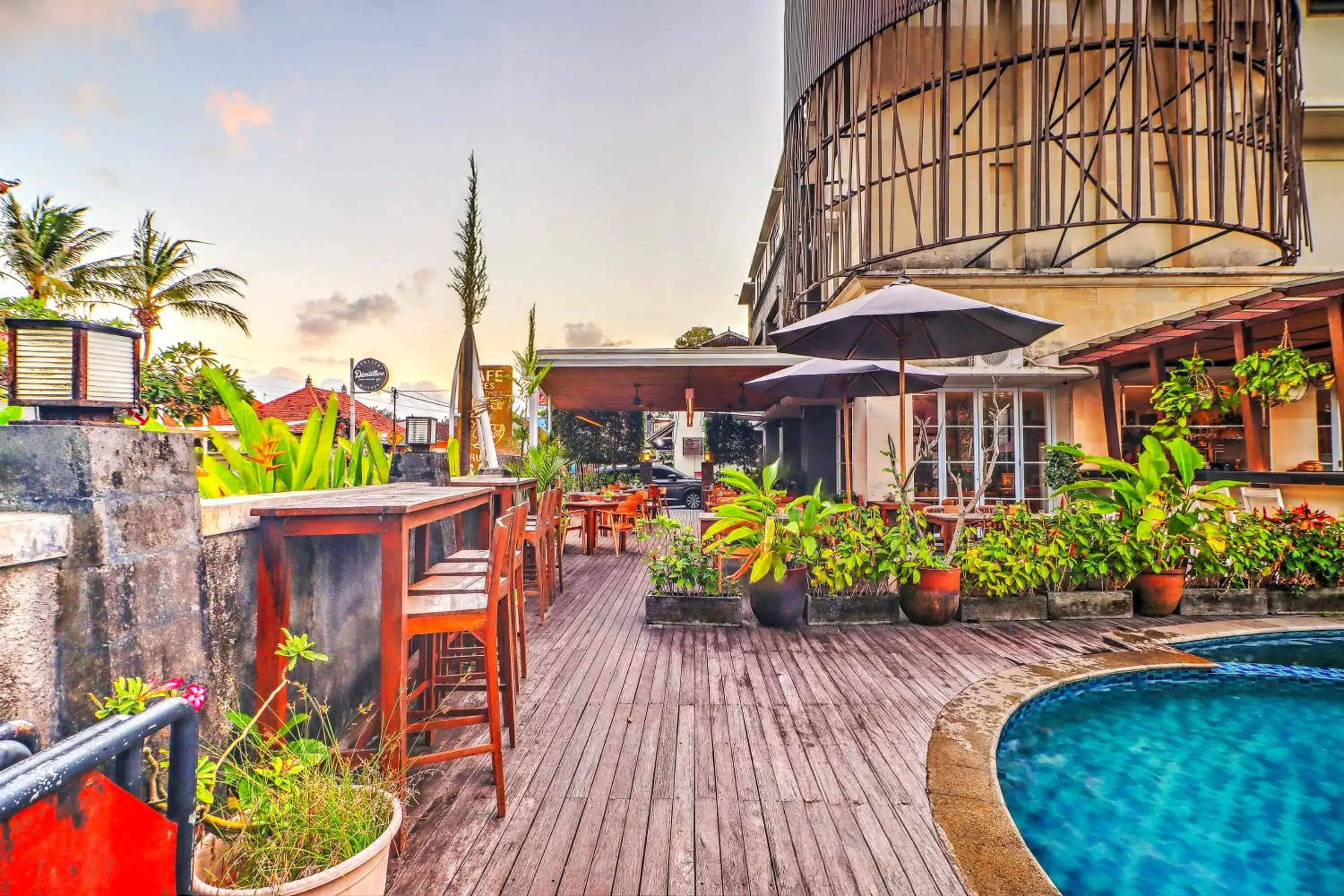 Swimming pool in Palette Signature Hotel Swimming pool in Palette Signature Hotel