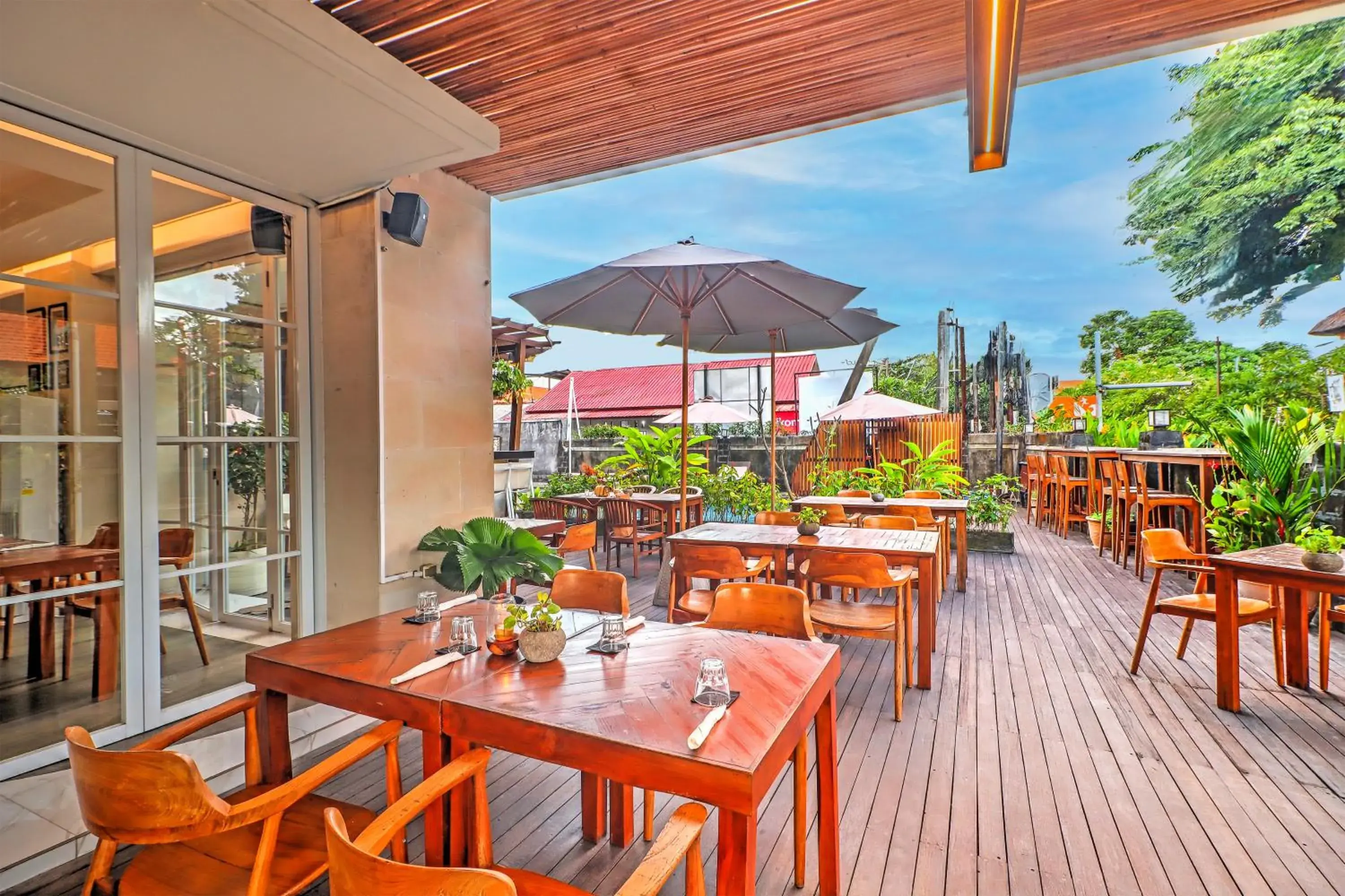 Restaurant/places to eat in Palette Signature Hotel Restaurant/places to eat in Palette Signature Hotel