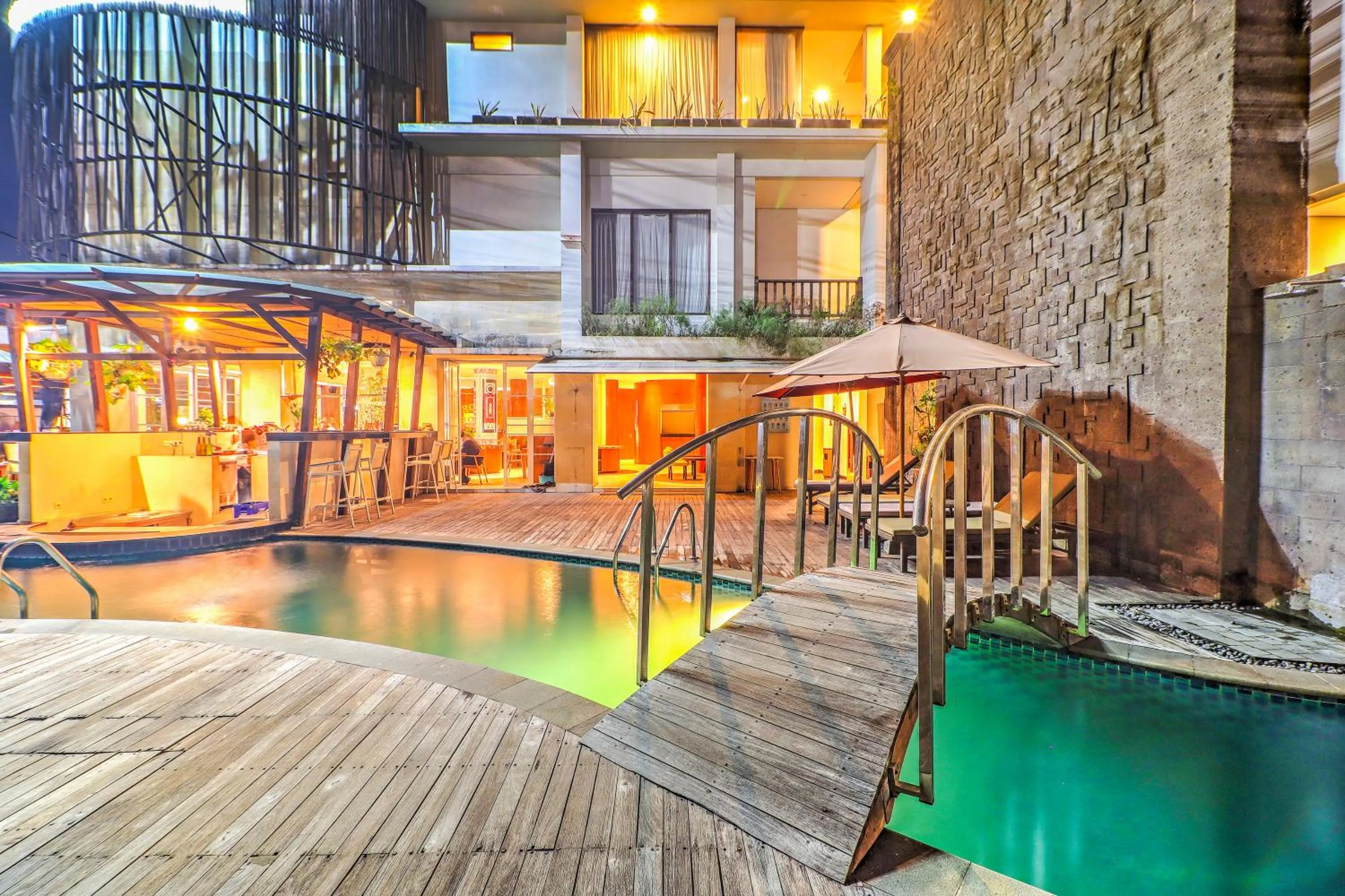 Swimming pool in Palette Signature Hotel