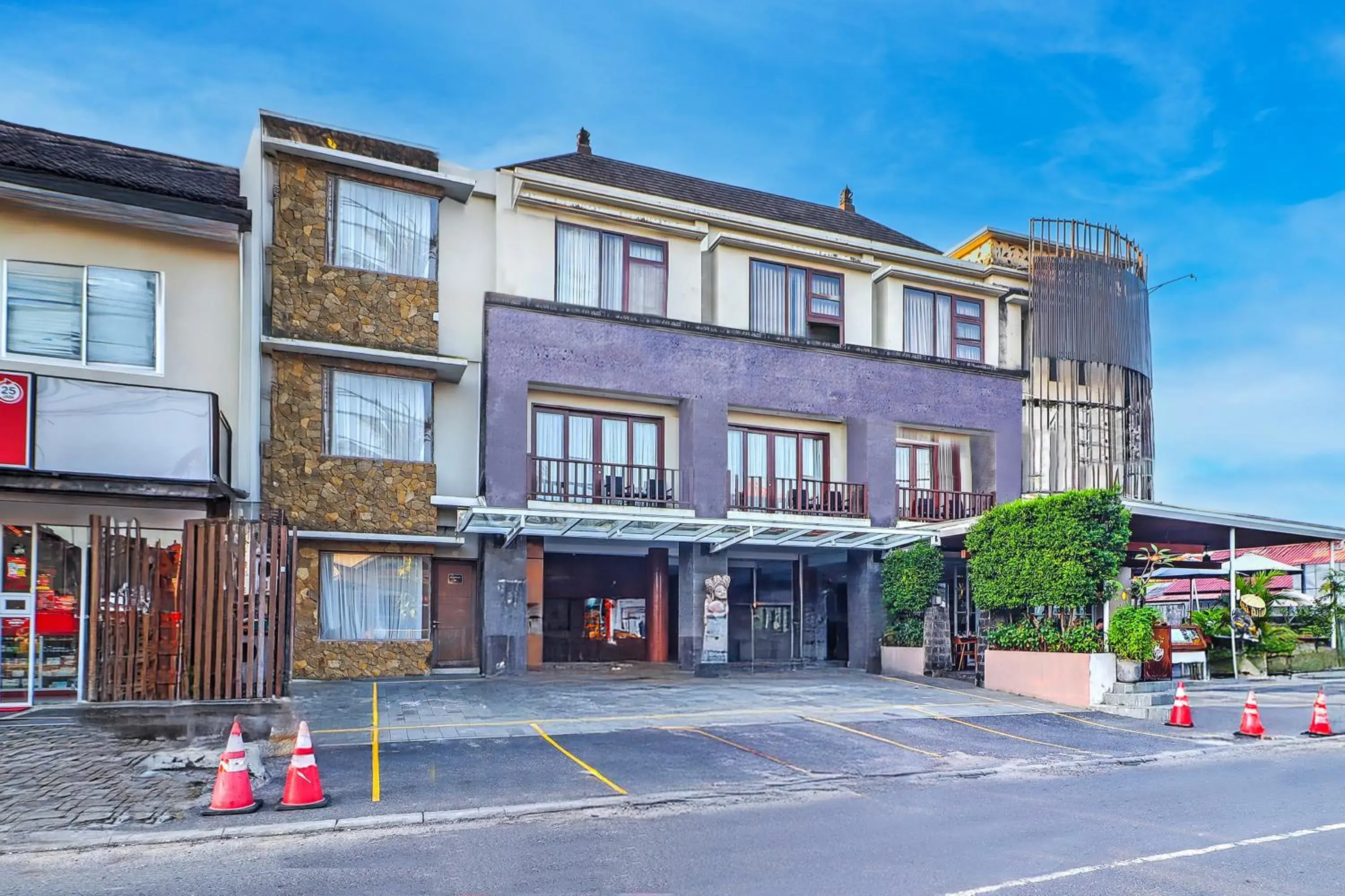 Property building in Palette Signature Hotel Property building in Palette Signature Hotel