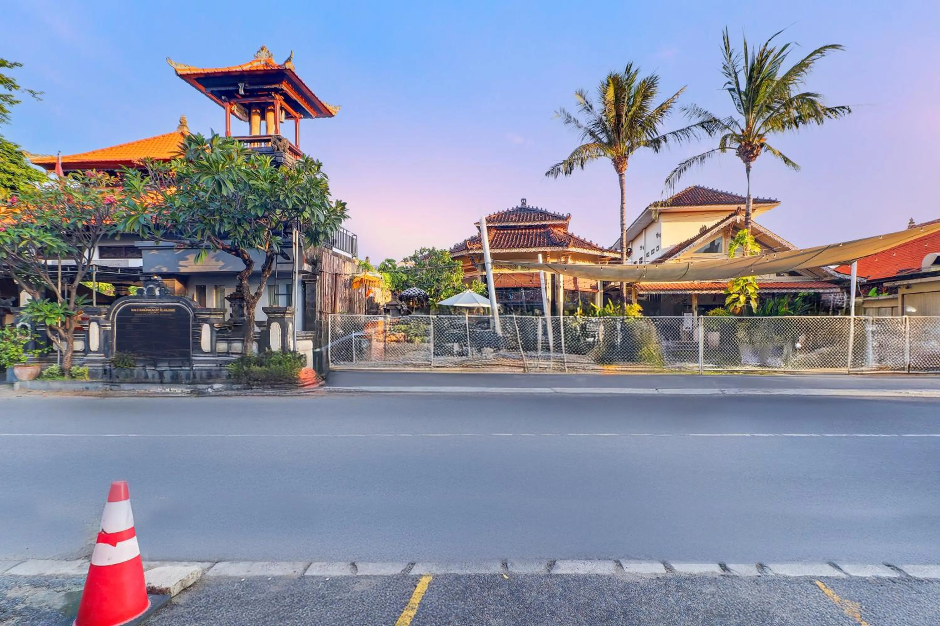 Facade/entrance in Palette Signature Hotel