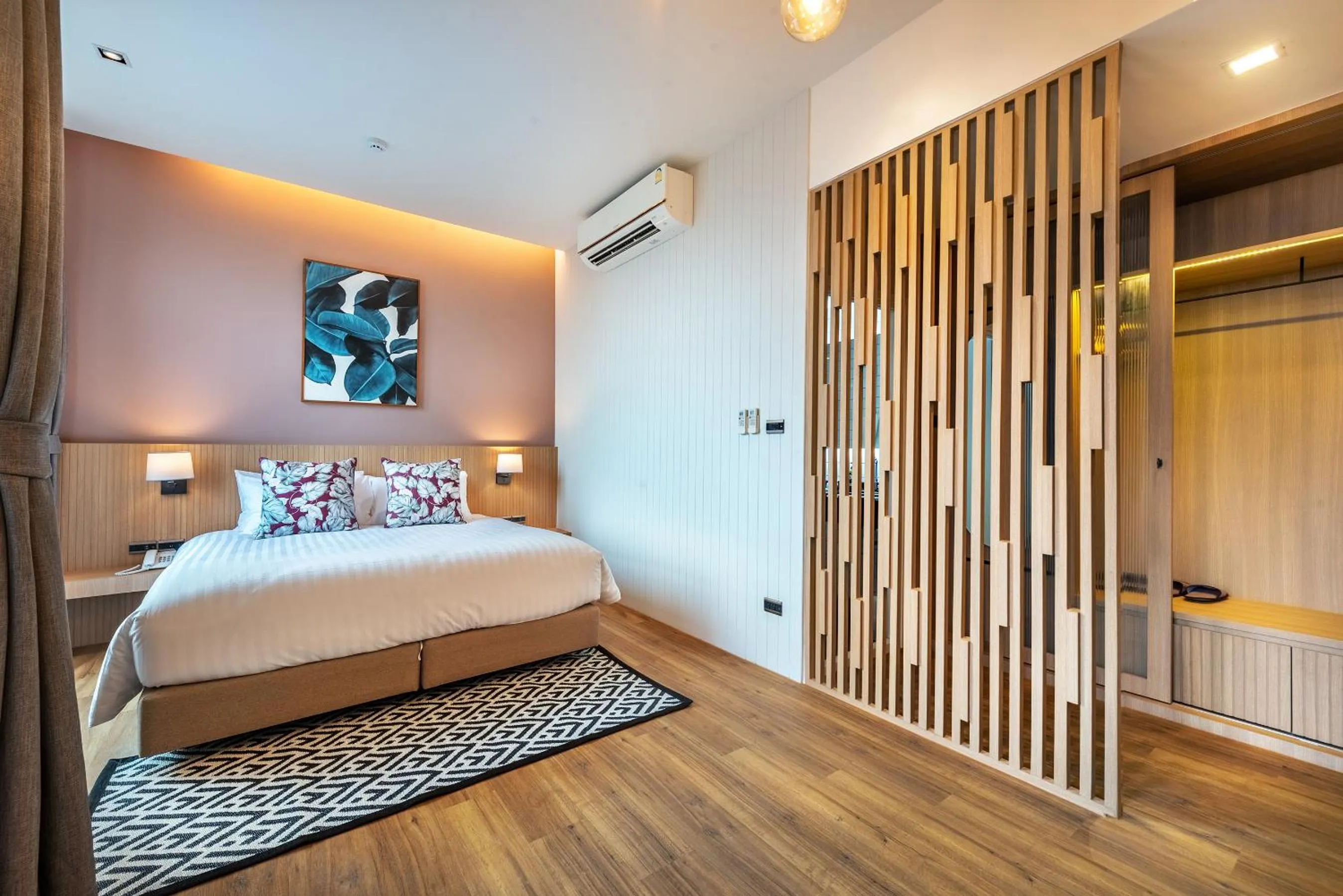 Bedroom, Bed in Pusayapuri