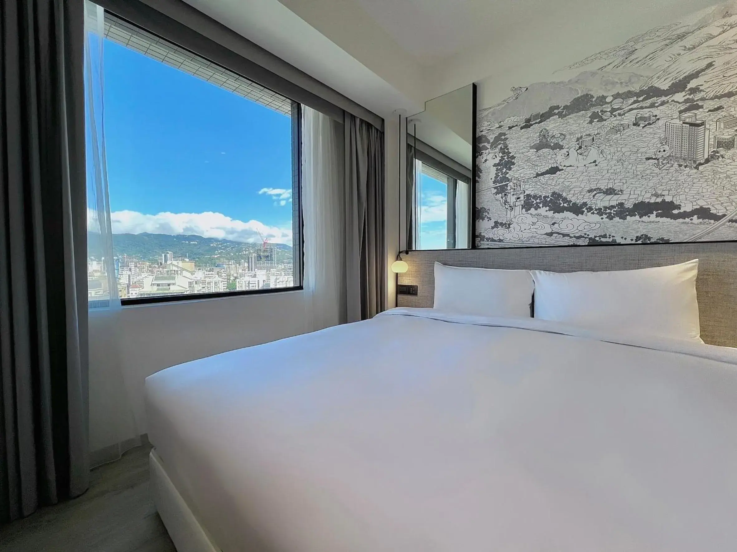 View (from property/room), Bed in Boutech JianTan Hotel View (from property/room), Bed in Boutech JianTan Hotel