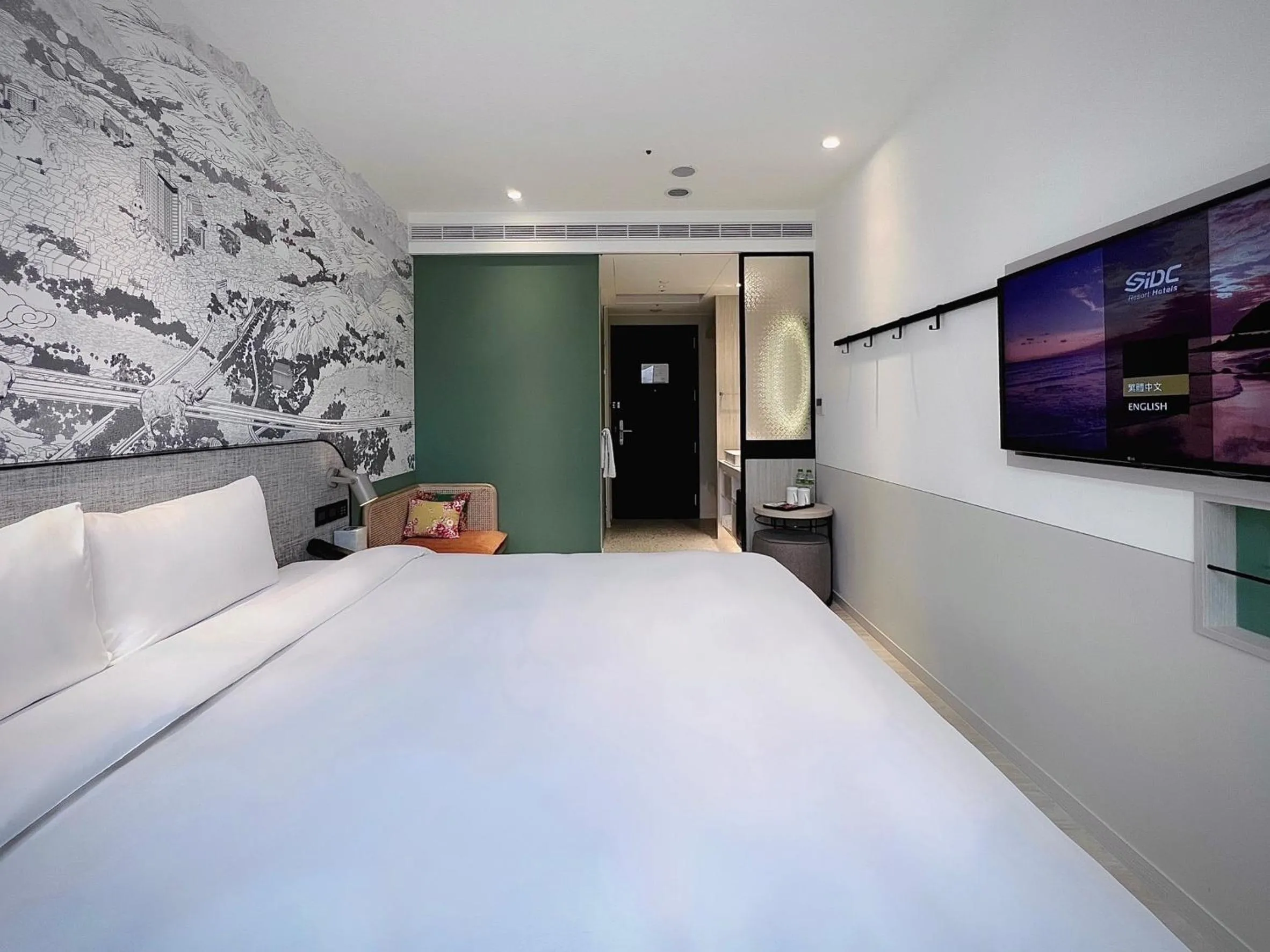 Photo of the whole room, Bed in Boutech JianTan Hotel