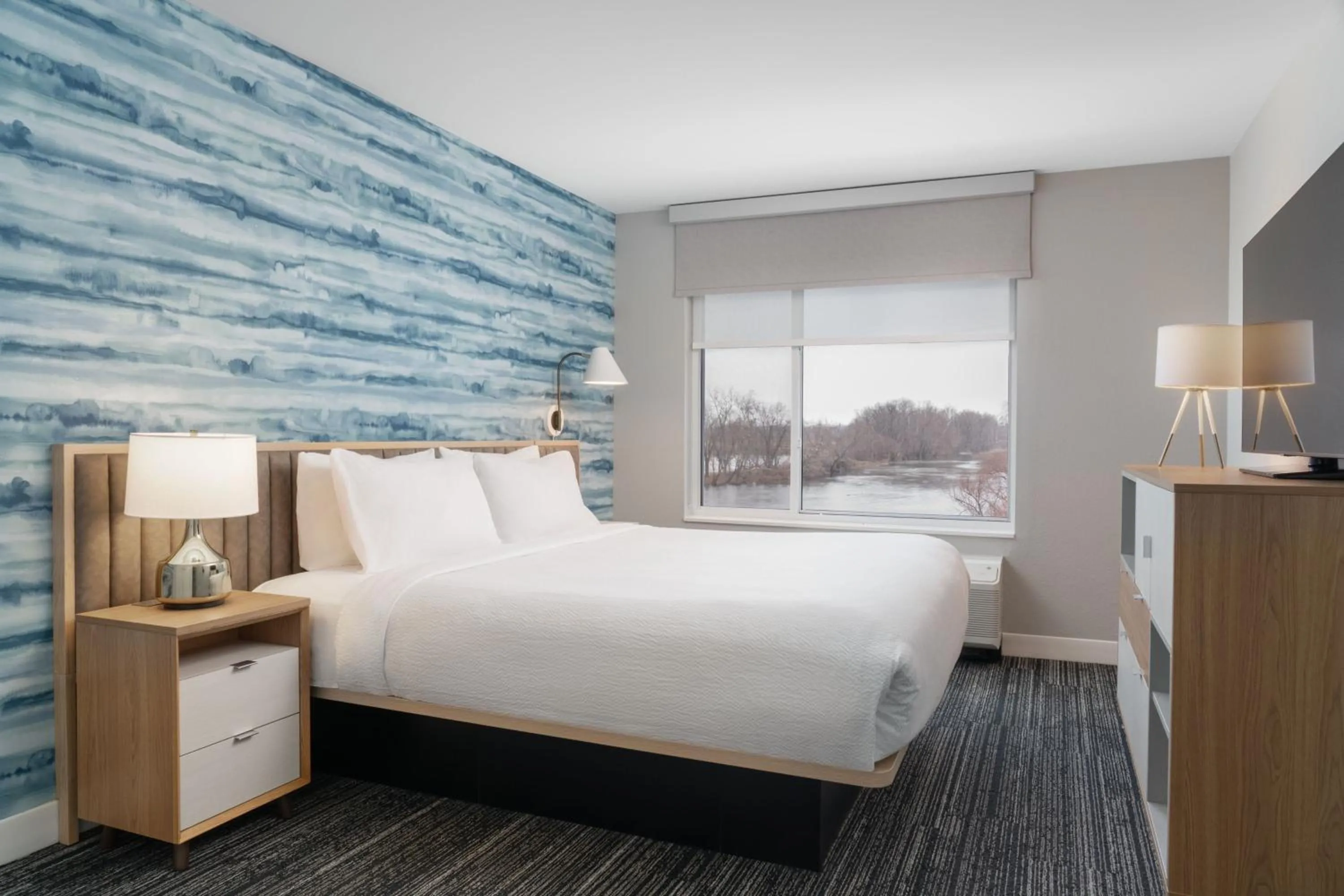 Bedroom, Bed in TownePlace Suites by Marriott New Philadelphia