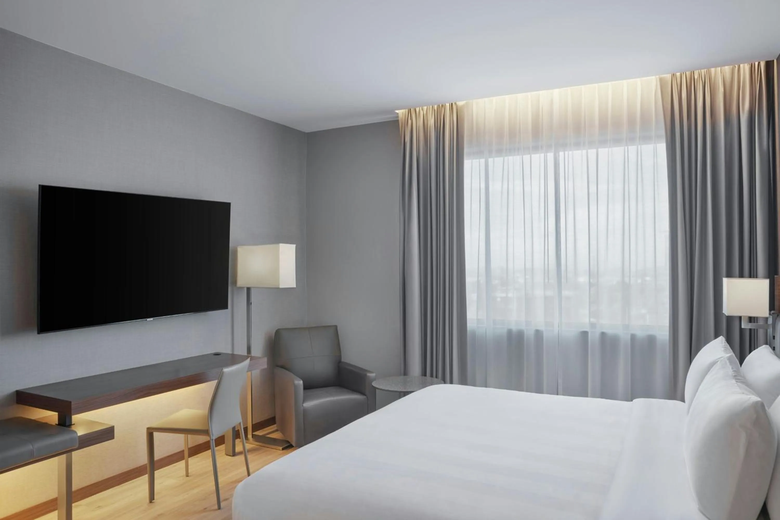 Photo of the whole room, Bed in AC Hotel by Marriott Saltillo