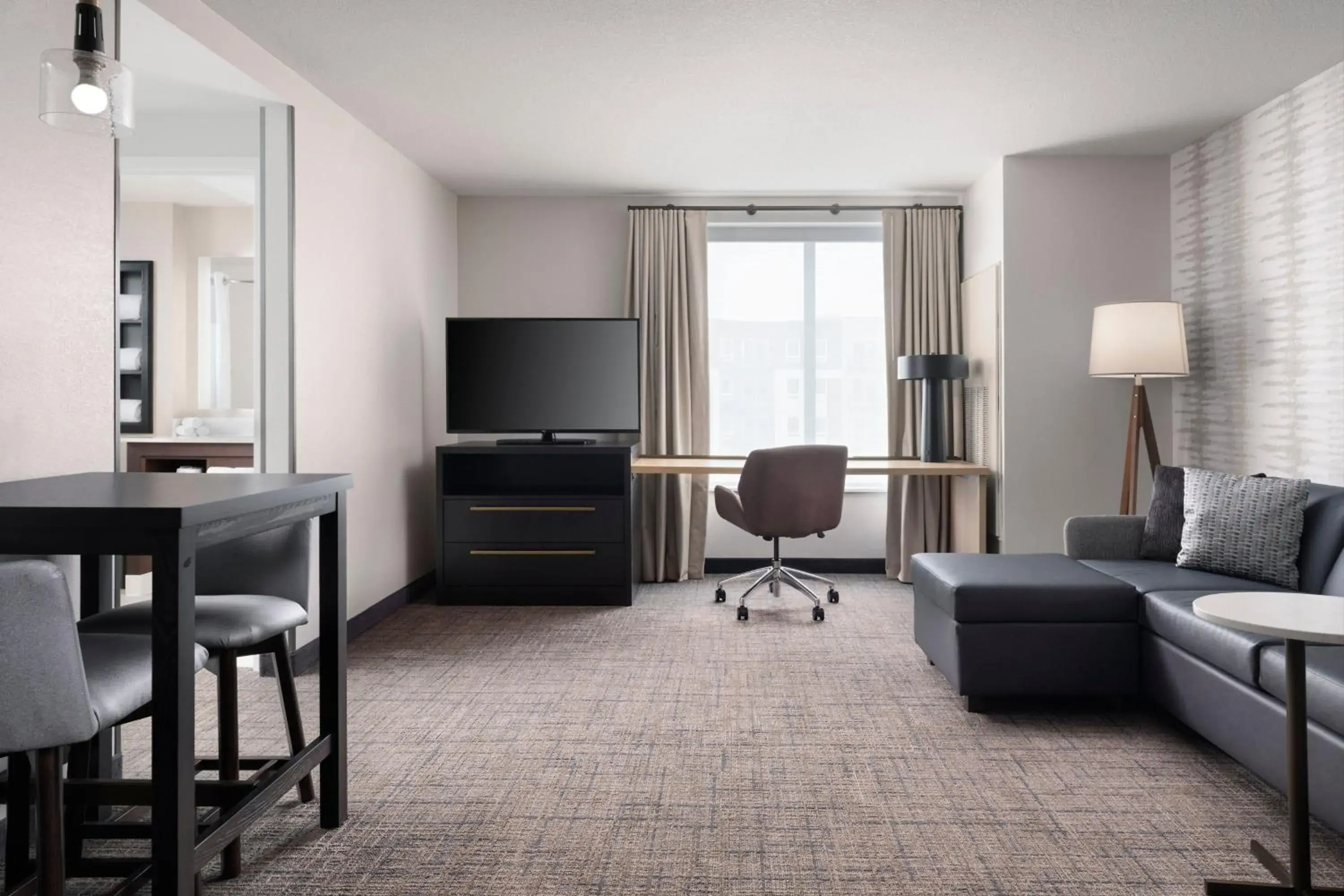 One-Bedroom Queen Suite with Sofa Bed and City View in Residence Inn Rochester Mayo Clinic Area South One-Bedroom Queen Suite with Sofa Bed and City View in Residence Inn Rochester Mayo Clinic Area South