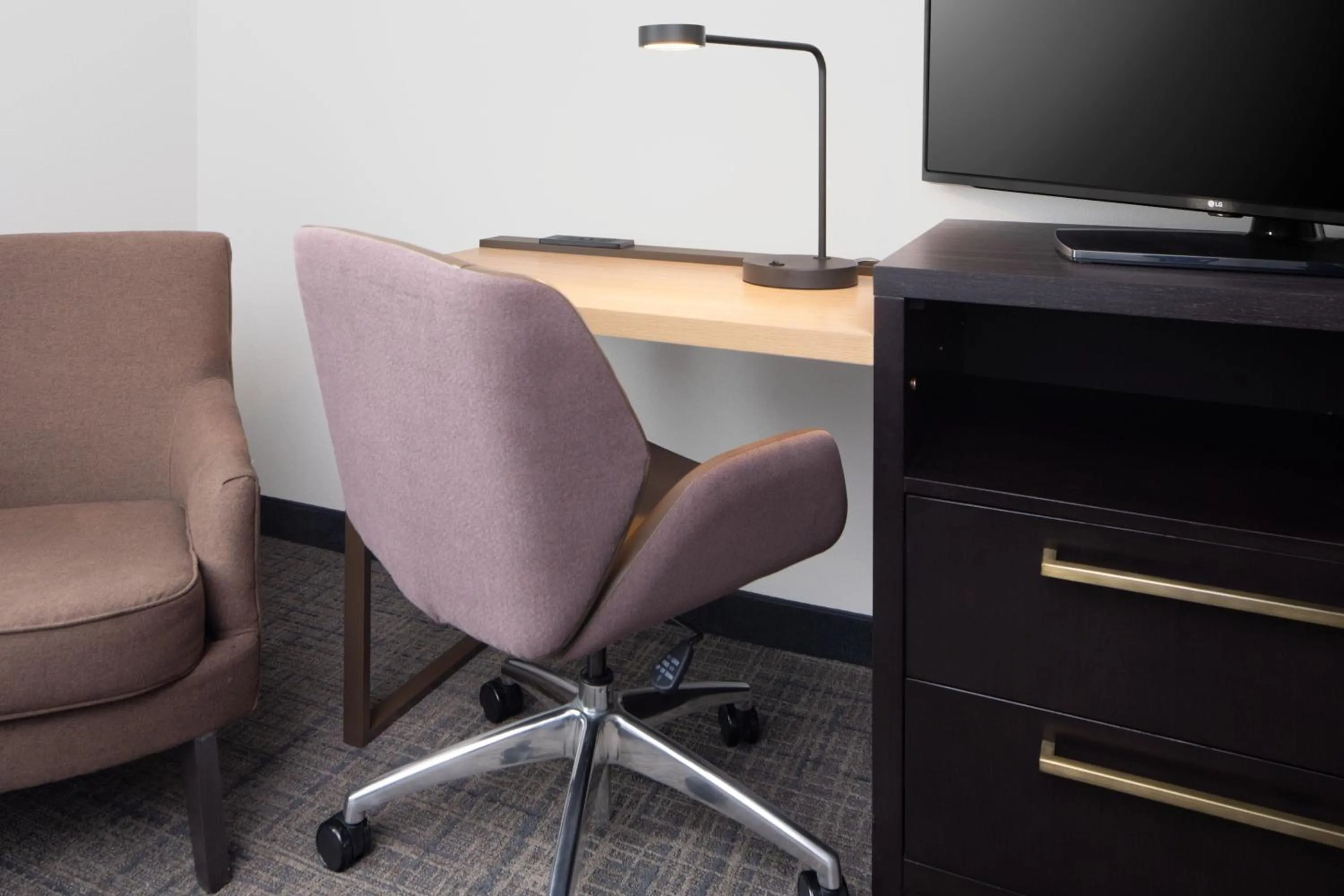 Bedroom in Residence Inn Rochester Mayo Clinic Area South