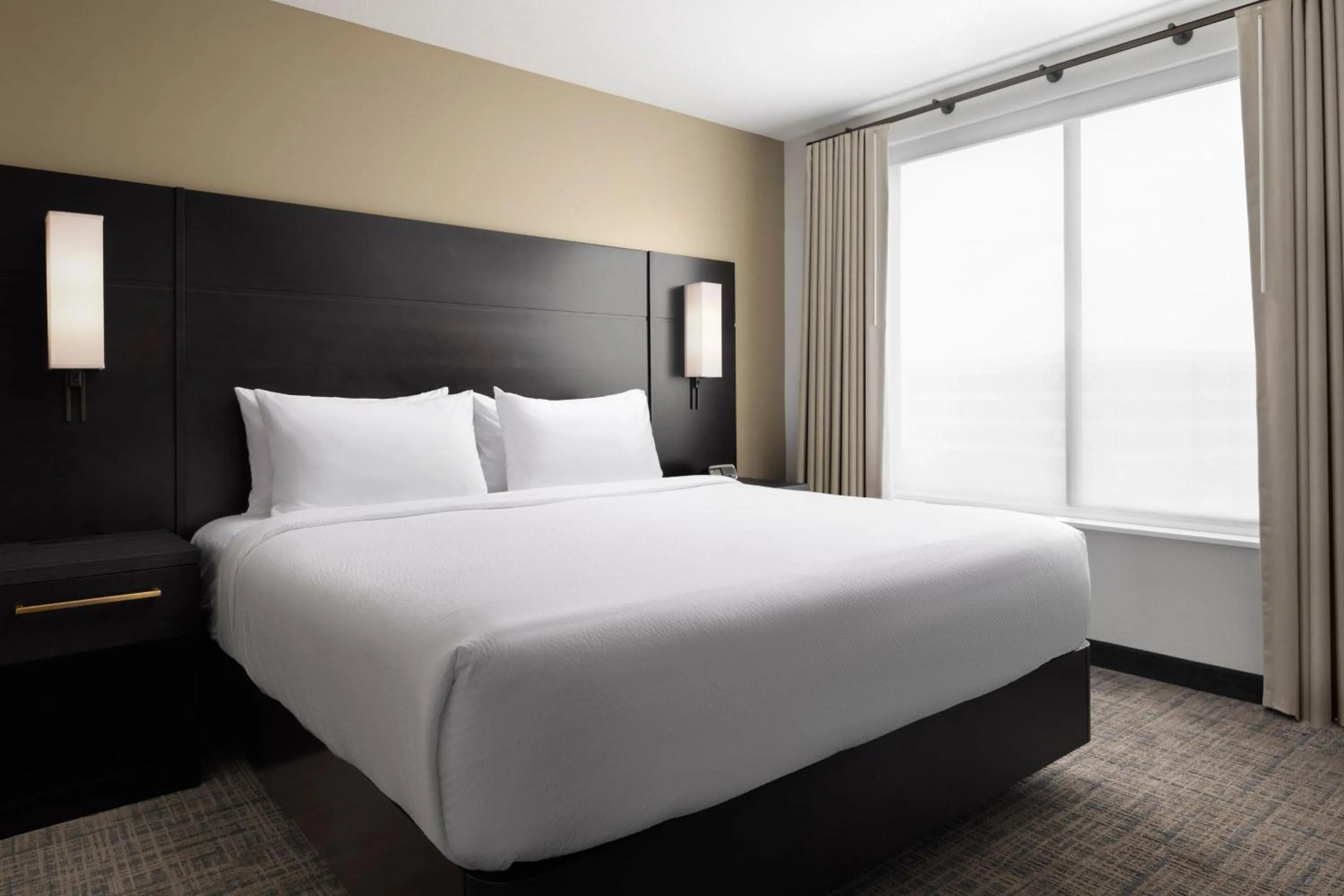 Bedroom, Bed in Residence Inn Rochester Mayo Clinic Area South