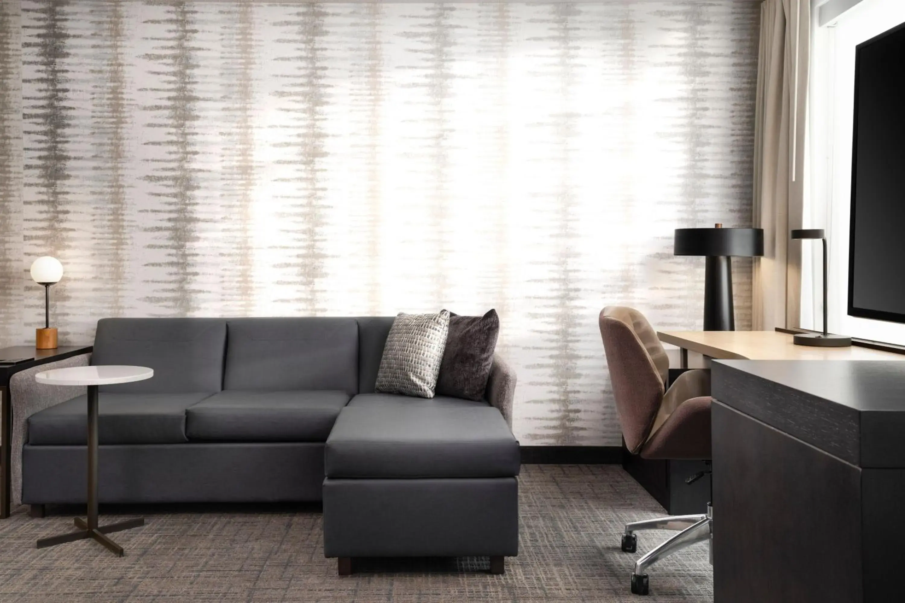 King Studio with Sofa Bed and City View in Residence Inn Rochester Mayo Clinic Area South King Studio with Sofa Bed and City View in Residence Inn Rochester Mayo Clinic Area South