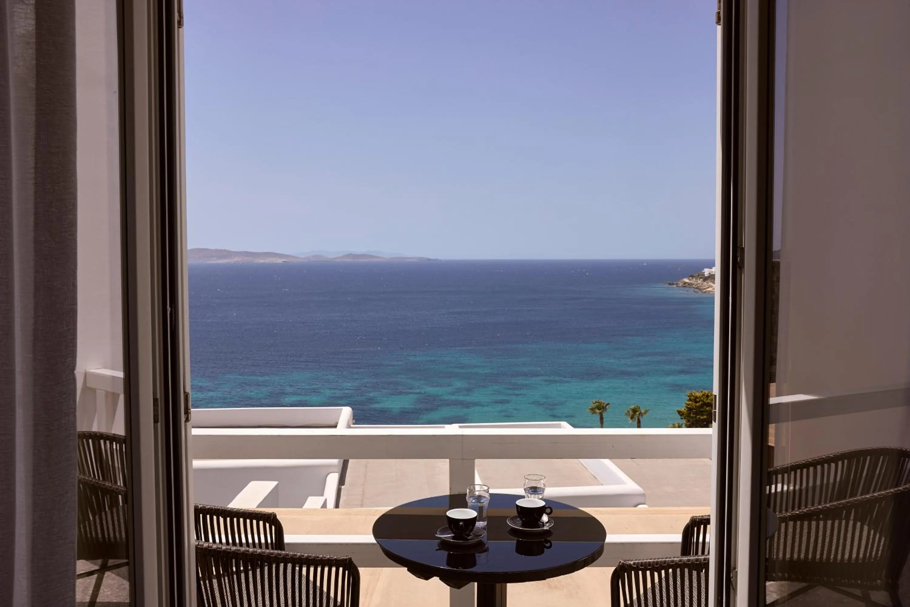 Amazon Mykonos Suites & Spa