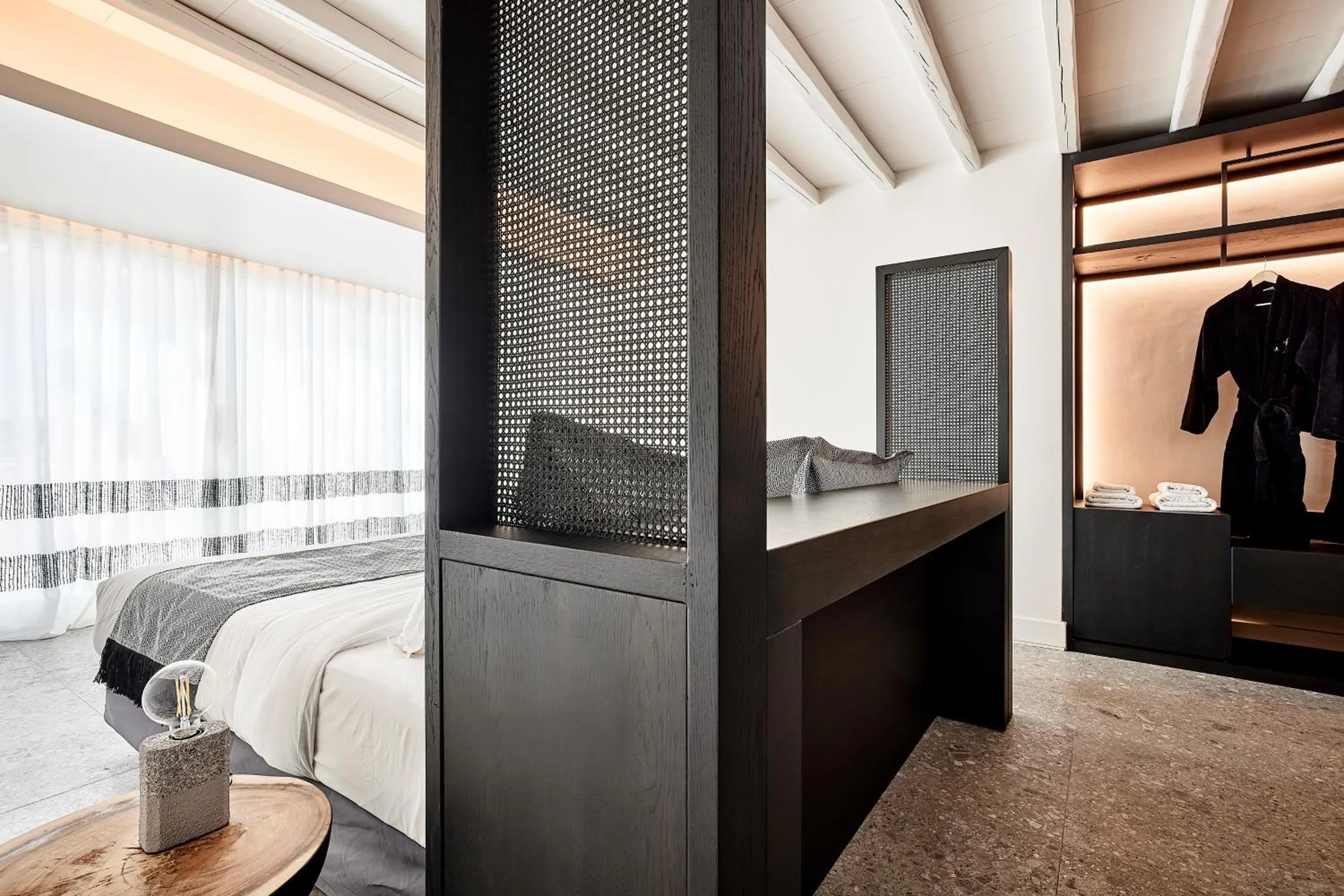 Bed in Amazon Mykonos Suites & Spa
