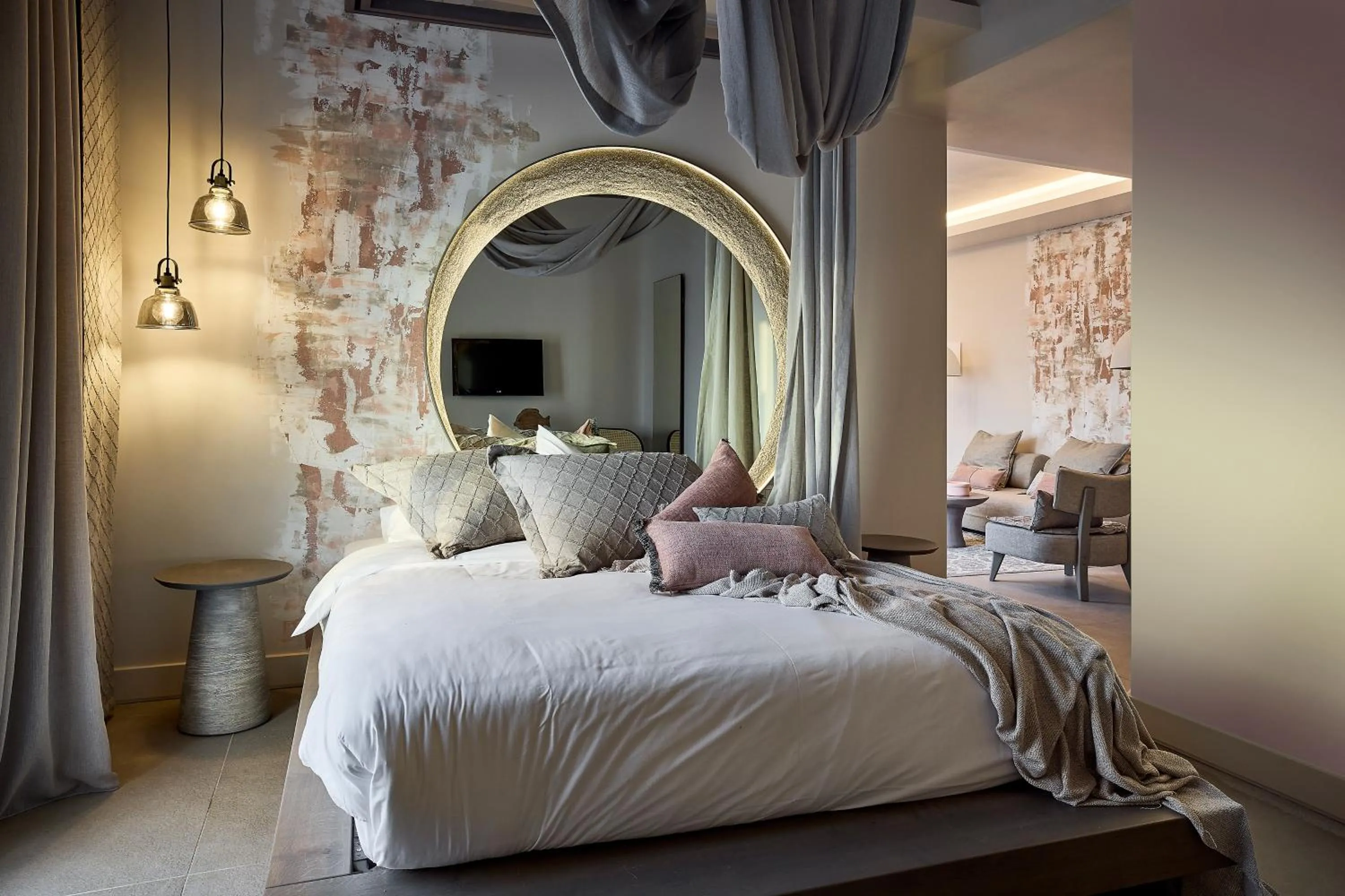 Bed in Amazon Mykonos Suites & Spa