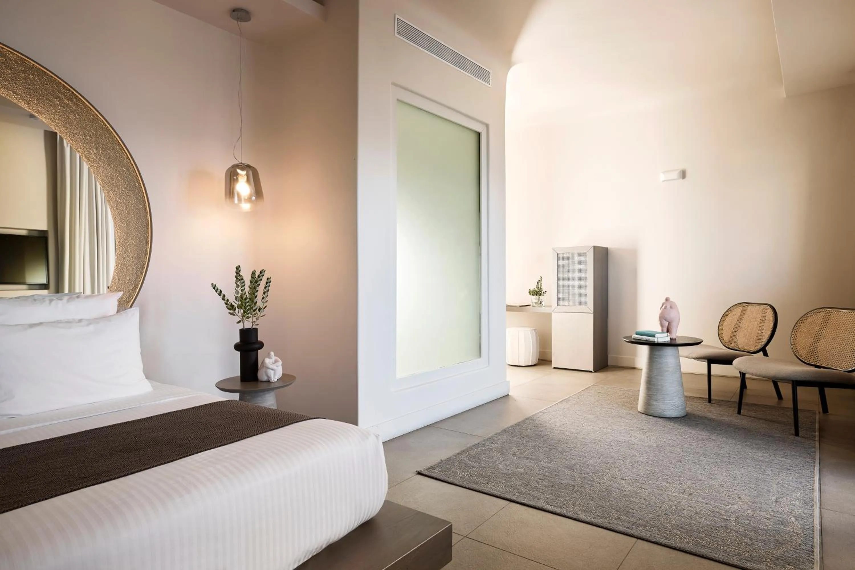 Bed in Amazon Mykonos Suites & Spa