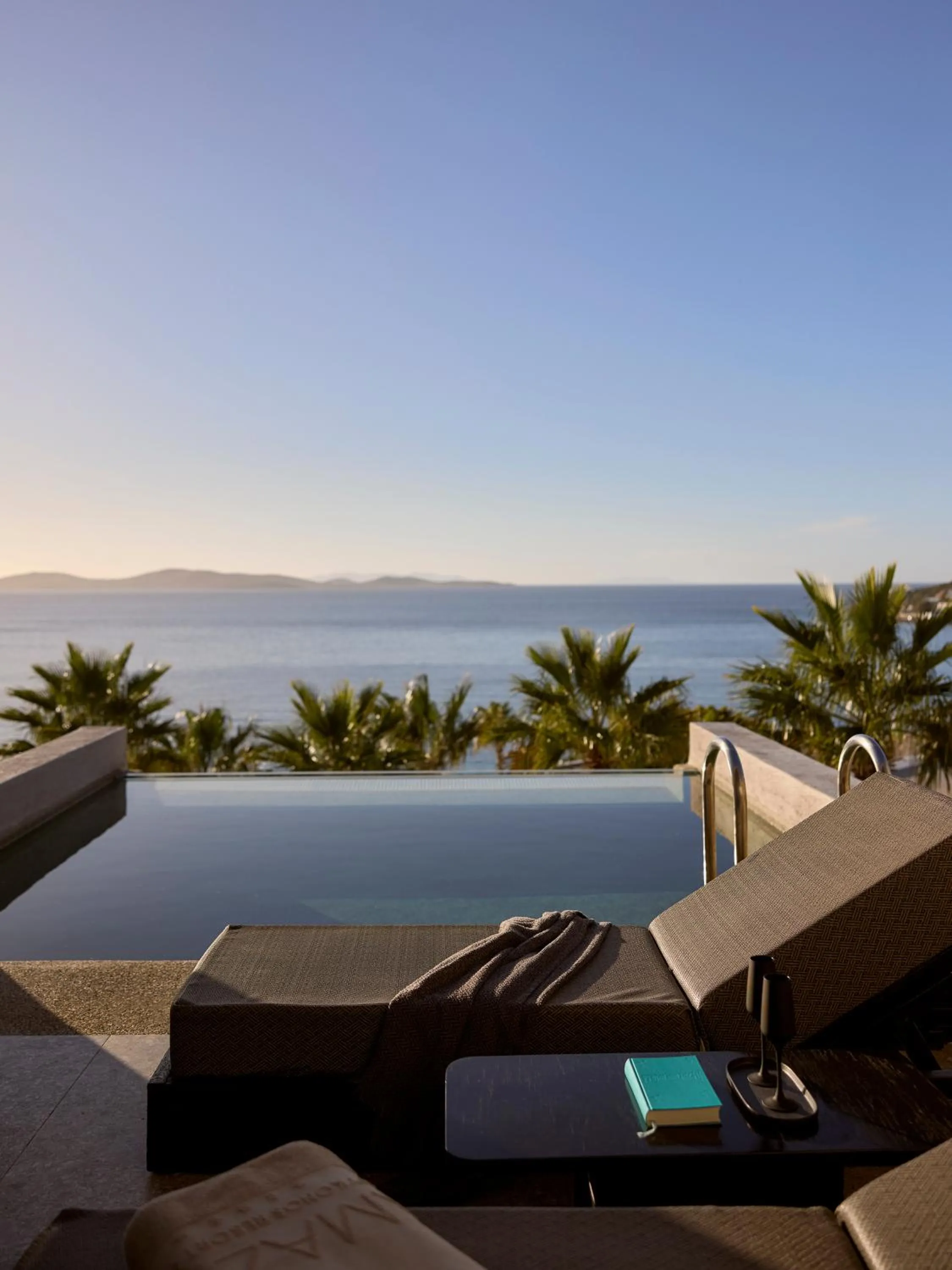 Amazon Mykonos Suites & Spa